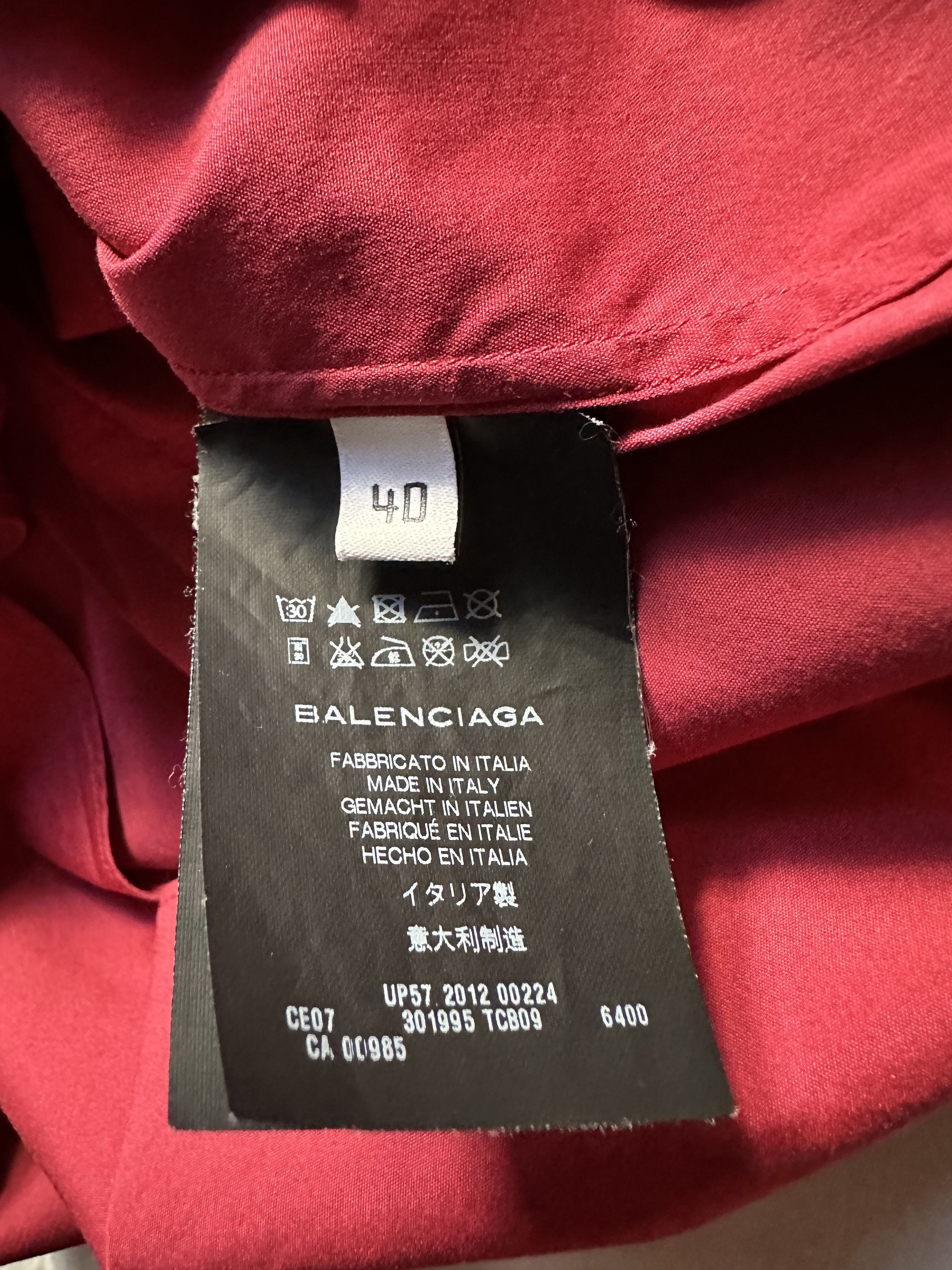 Balenciaga BALENCIAGA SHIRT IN SIZE 40 -VERY VERY SOFT MATERIAL Size US S / EU 44-46 / 1 - 8 Thumbnail