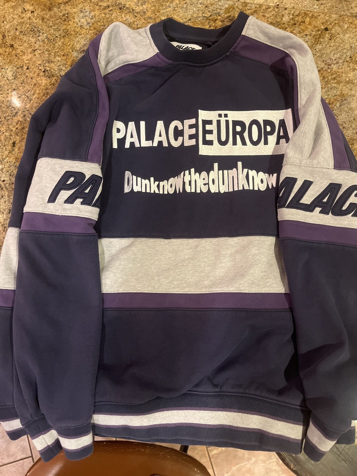 Palace Palace Europa Sweatshirt Purple Size US M / EU 48-50 / 2 - 1 Preview