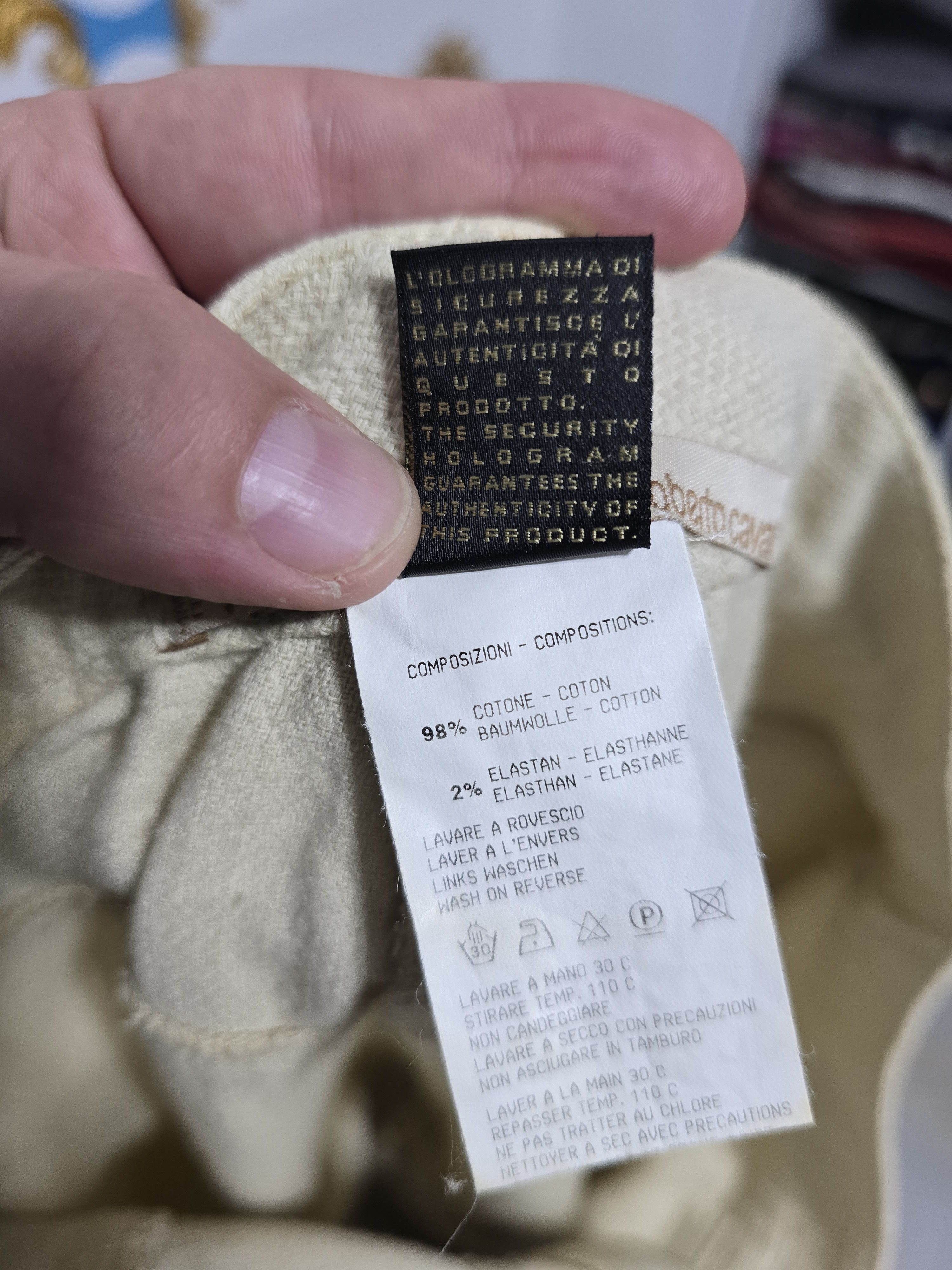 Roberto Cavalli Class Roberto Cavalli trousers,gold-tone buttons.VINTAGE Size 27" / US 4 / IT 40 - 13 Thumbnail