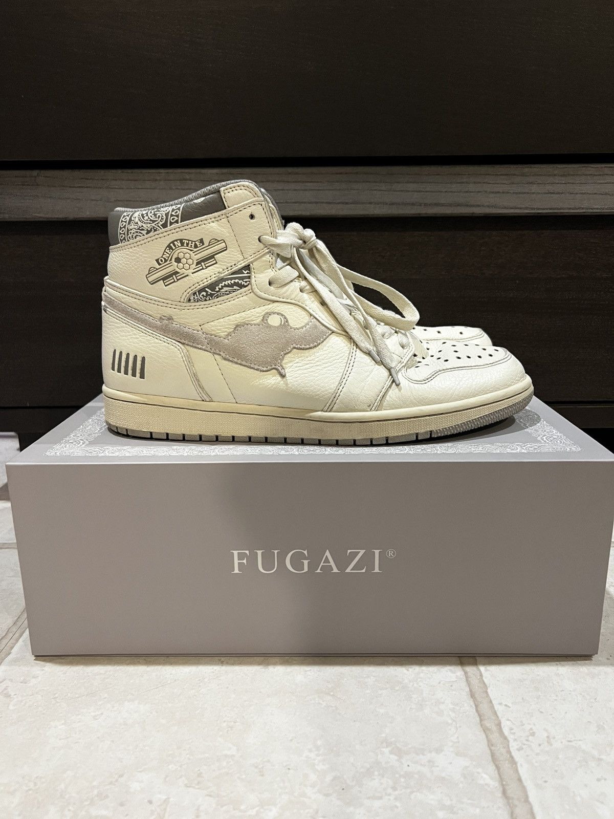 Fugazi Fugazi One in the Chamber Jordan 1 Shoe Size US 11 / EU 44 - 2 Thumbnail