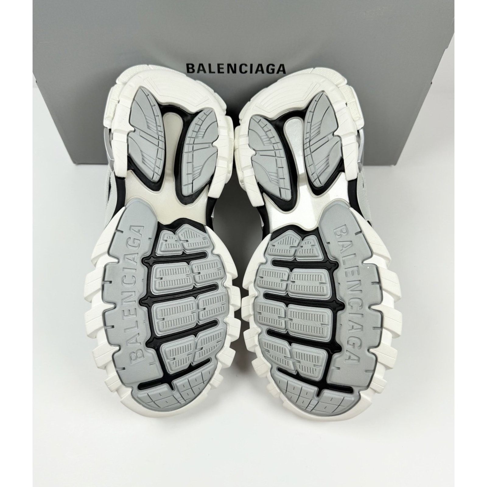 Balenciaga Size 43EU/10US - Balenciaga Track Metallic Silver NEW! Size US 10 / EU 43 - 7 Thumbnail