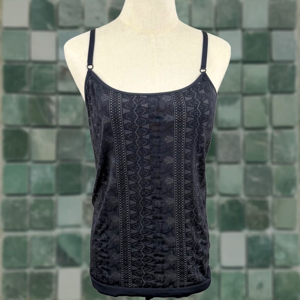 Athleta Athleta Camisole Tank Geometric Charcoal Gray L Sleeveless Adjustable Straps Built-in Shelf Bra Athletic Activewear Womens Size ONE SIZE - 1 Thumbnail