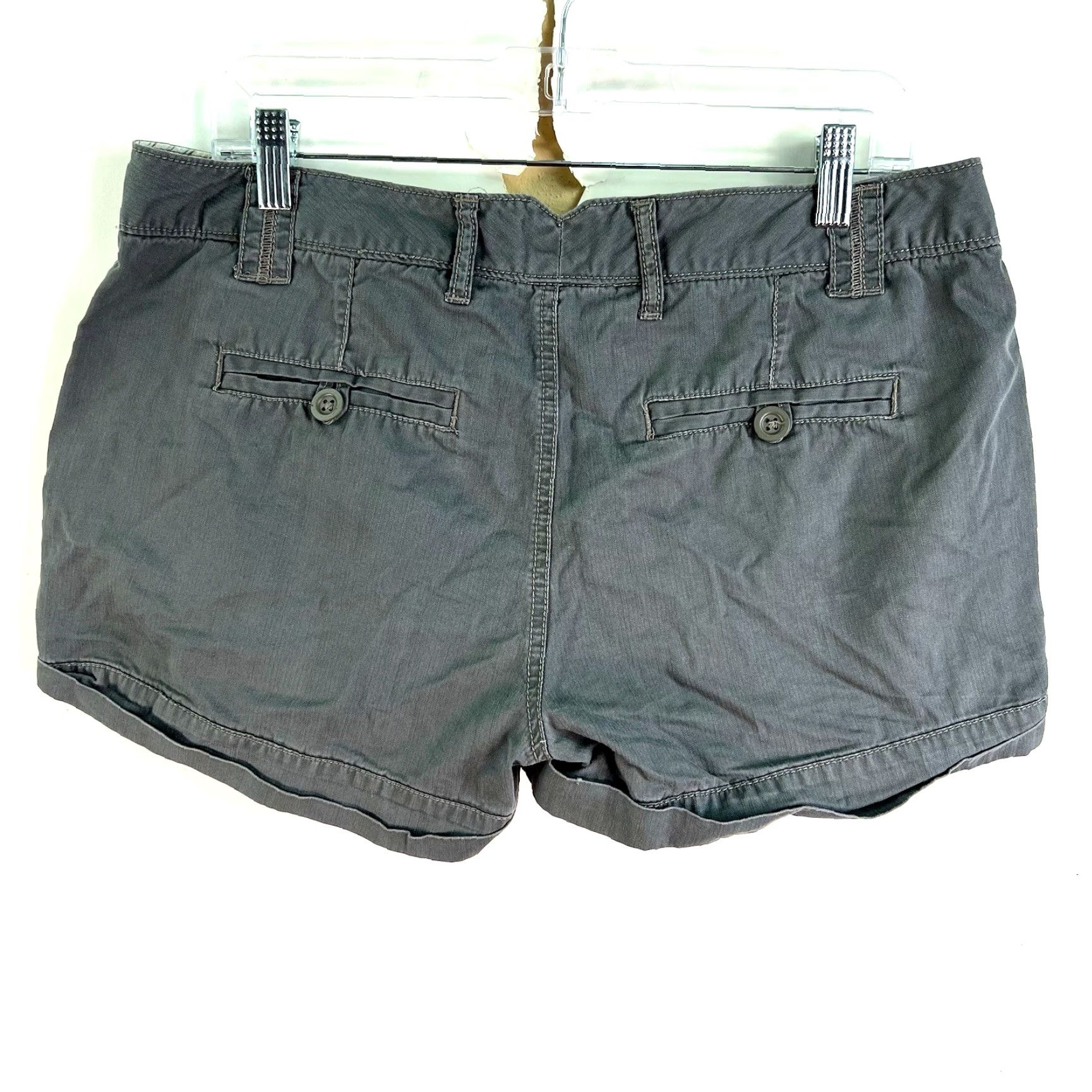 Vintage Aéropostale Shorts Women Size 12 Gray Cuffed Chino 3" Inseam Casual Summer Size 34" / US 12 / IT 48 - 3 Thumbnail