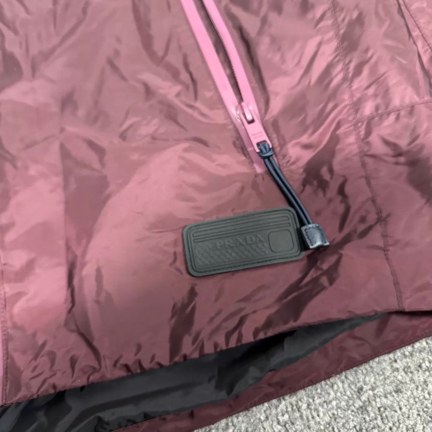 Prada Prada Wine Red Hooded W/P Windproof Jacket 48 Size US M / EU 48-50 / 2 - 5 Thumbnail