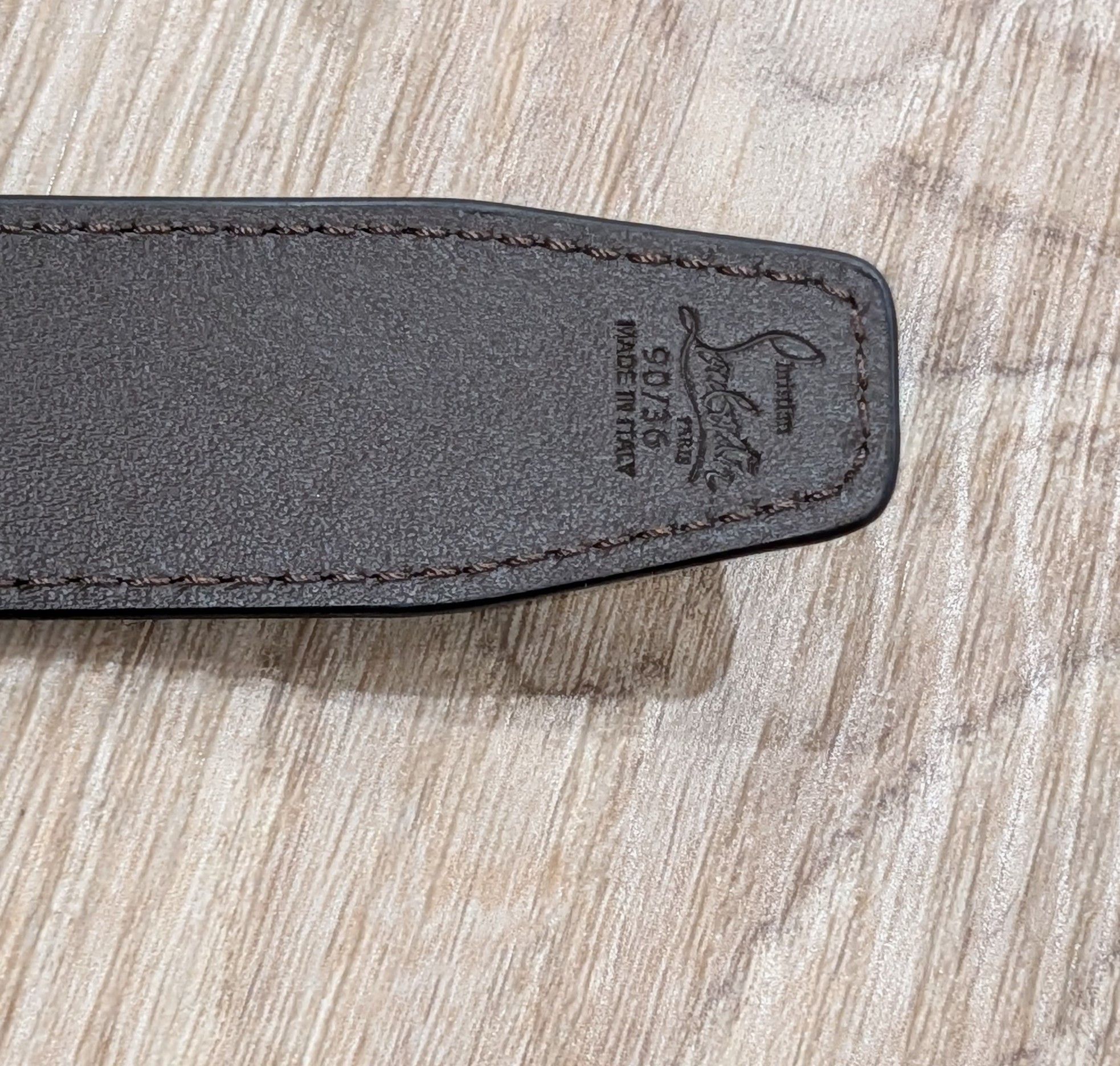 Christian Louboutin Christian Louboutin "Bizz" Calf Leather Belt Black 90 US 36 Size 36 - 4 Thumbnail