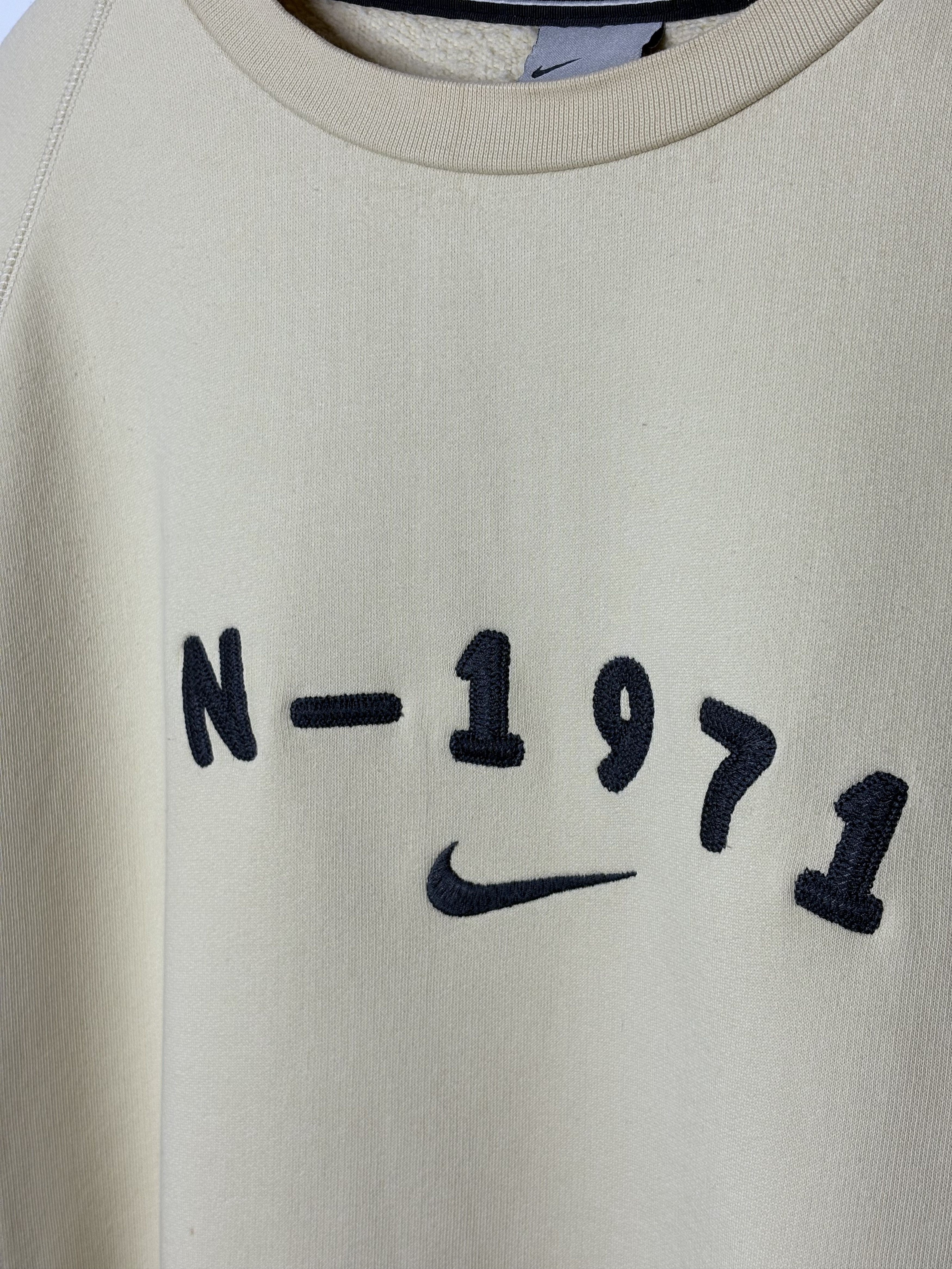Nike Vintage Nike 71 spell out sweatshirt Yellow L Size US L / EU 52-54 / 3 - 3 Thumbnail
