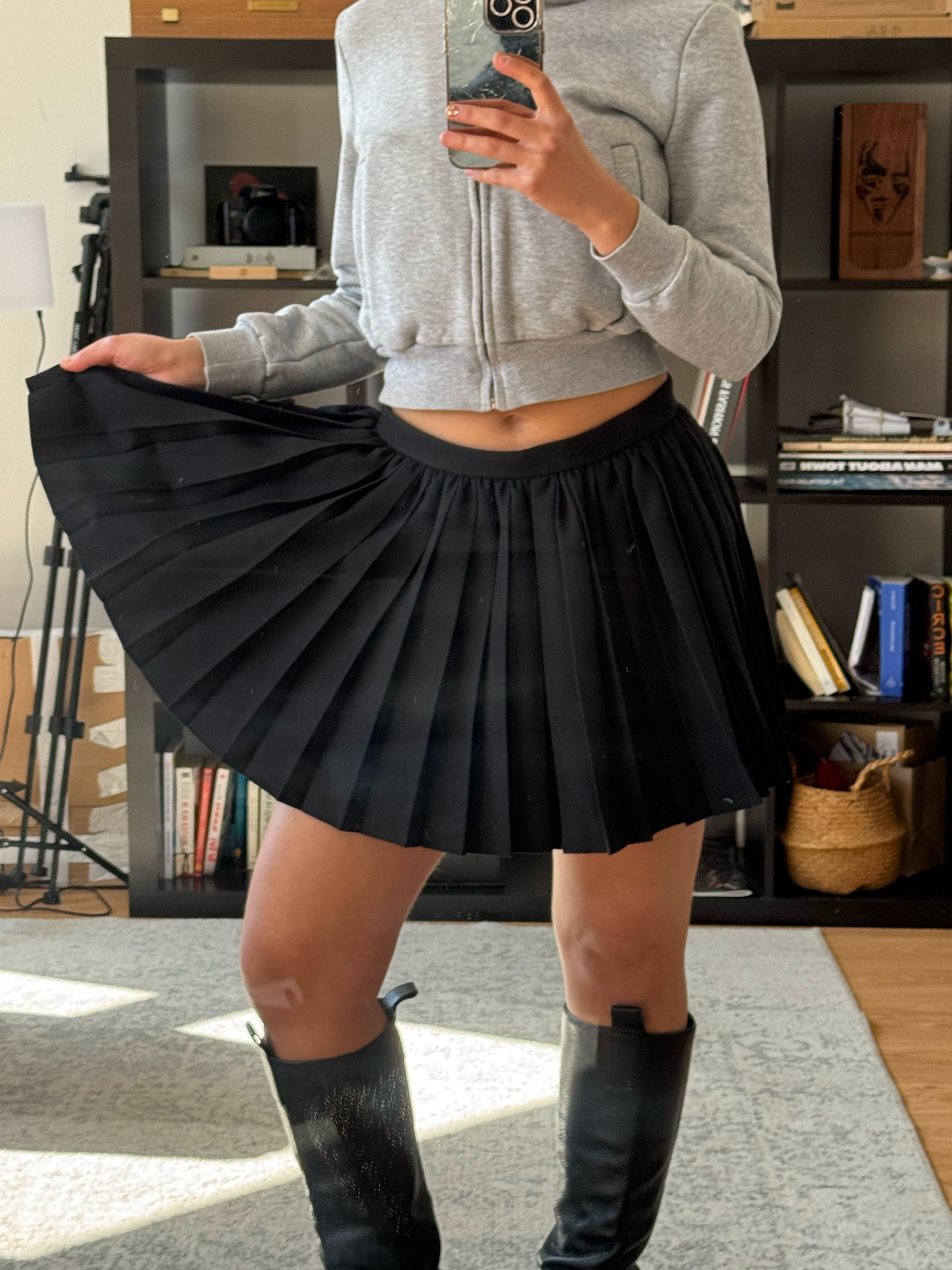 Balenciaga BALENCIAGA pleated miniskirt wool Size 28" / US 6 / IT 42 - 9 Thumbnail