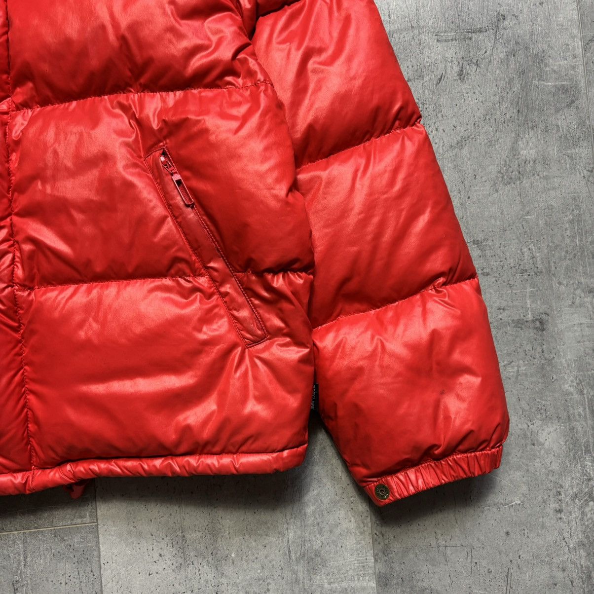 Moncler × Vintage Vintage 80’s Moncler Grenoble Red Puffer Down Jacket Size US M / EU 48-50 / 2 - 3 Thumbnail