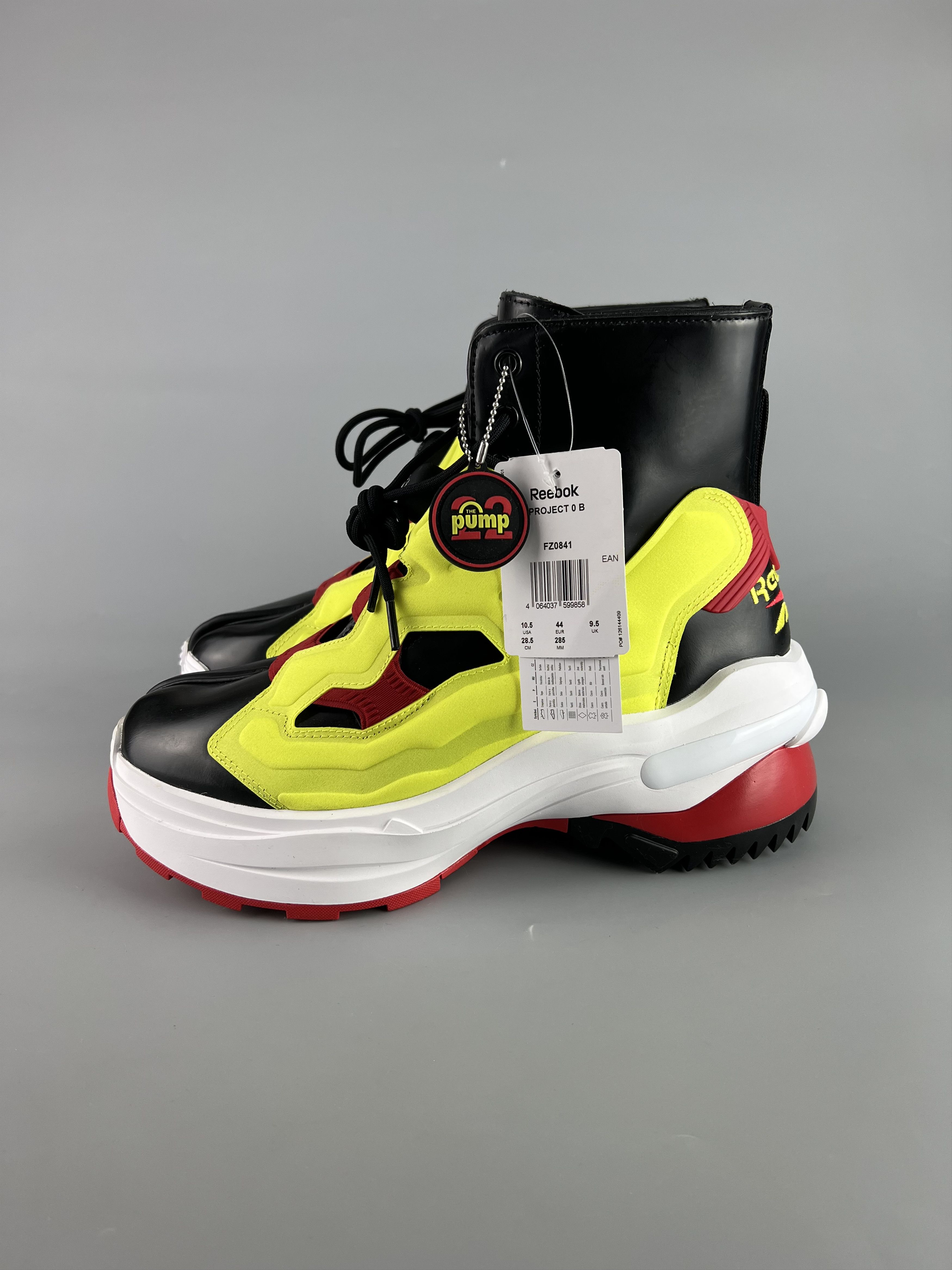 Maison Margiela × Reebok Maison Margiela X Reebok InstaPump Fury Tabi Sneakers US8.5 Size US 8.5 / EU 41-42 - 2 Thumbnail