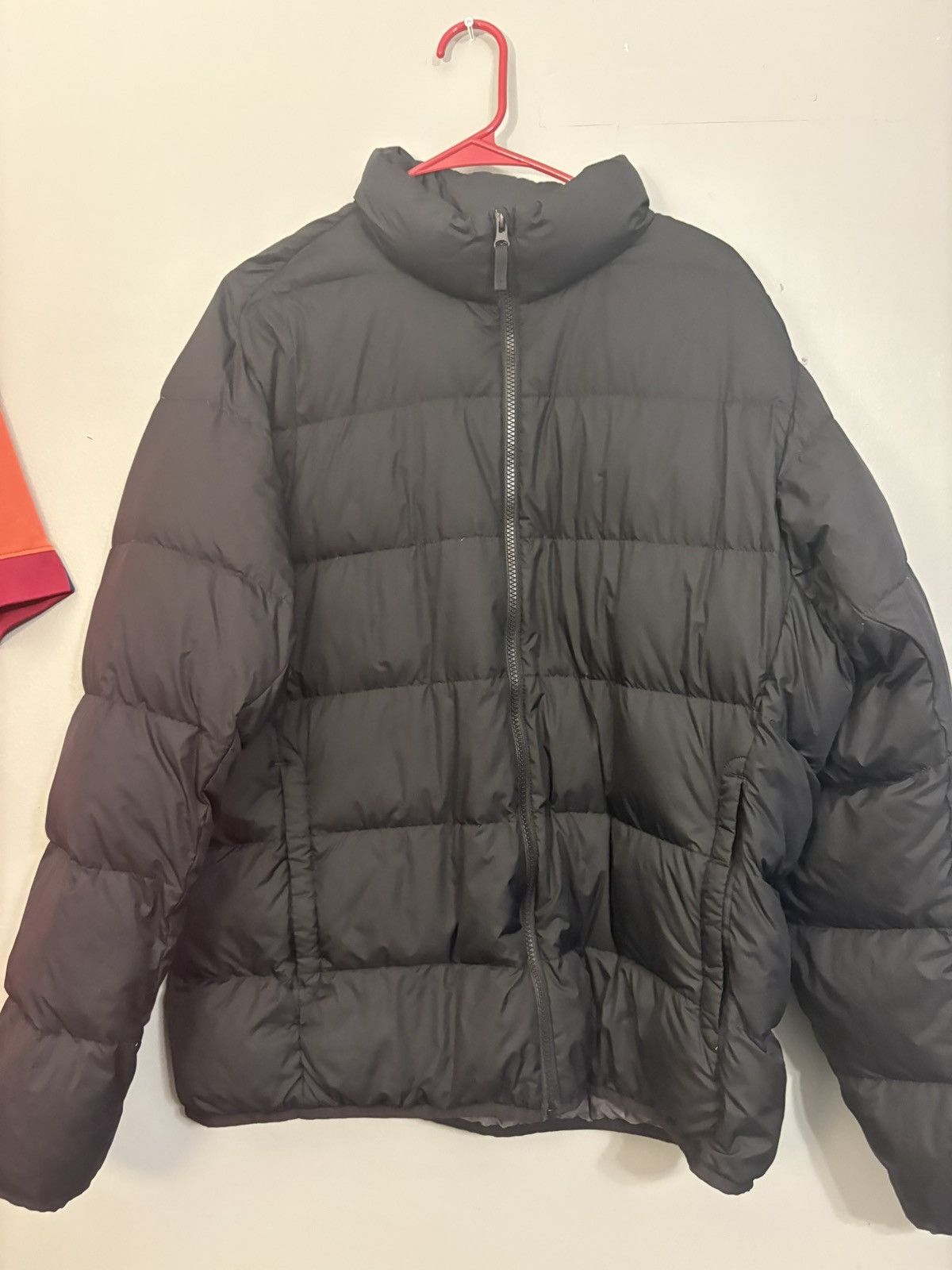 Uniqlo Uniqlo Black light puffer Size US XL / EU 56 / 4 - 1 Thumbnail