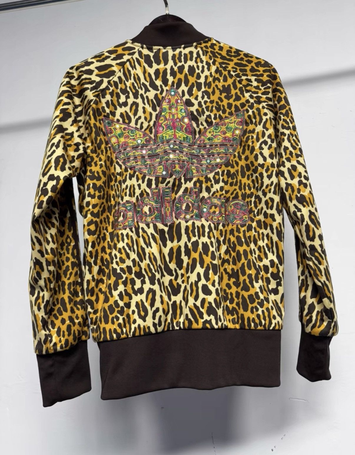 Adidas Adidas x Jeremy Scott Leopard Print Trefoil Jacket K37 Size M / US 6-8 / IT 42-44 - 6 Thumbnail