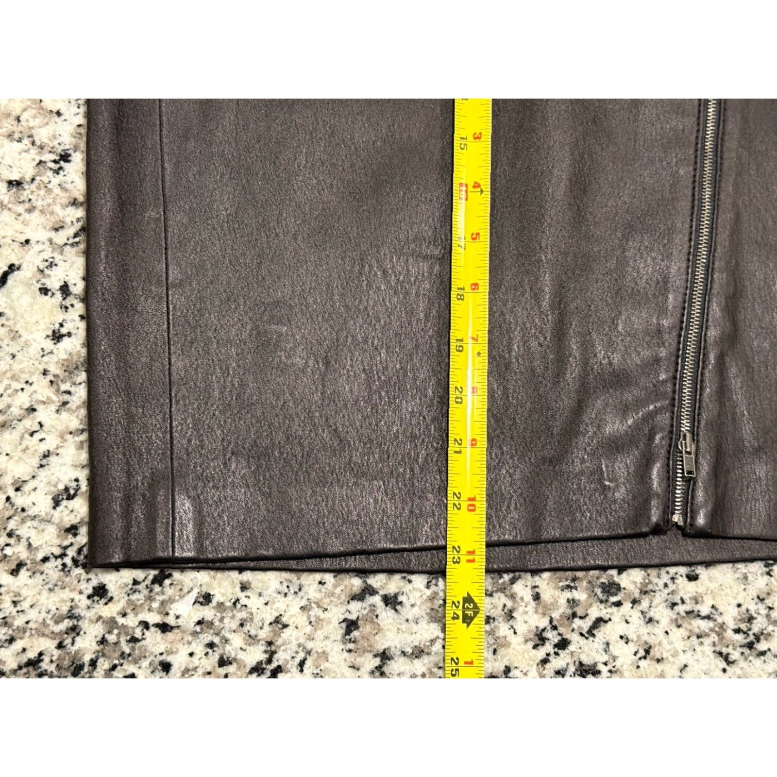 Theory Theory Black Leather Skirt Size 2 Pencil Straight Knee Length Zip Asymmetrical Gracey Size 26" / US 2 / IT 38 - 3 Thumbnail