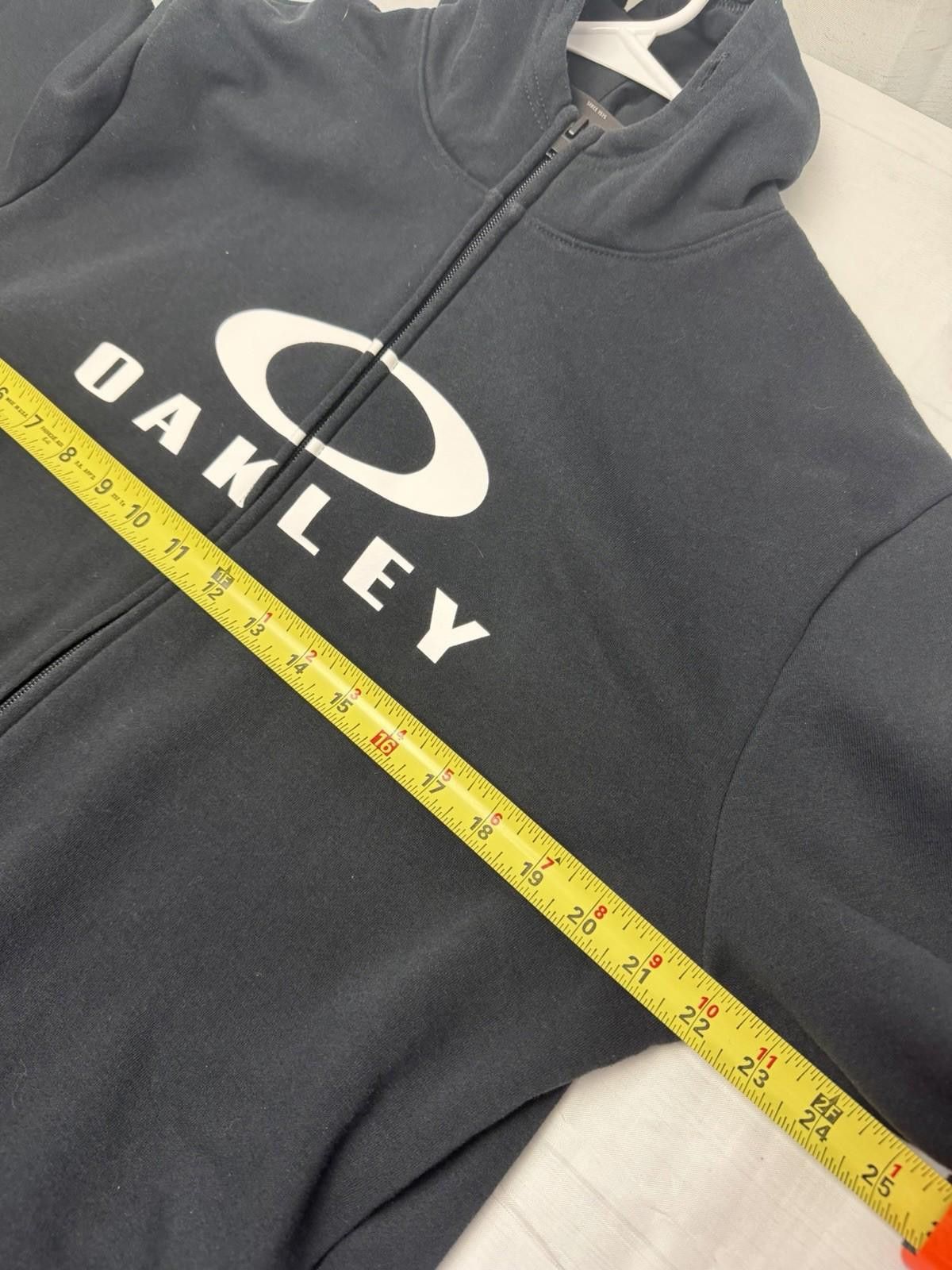 Oakley Vintage Oakley Full Zip Surf Skate Hoodie L Size US L / EU 52-54 / 3 - 6 Thumbnail