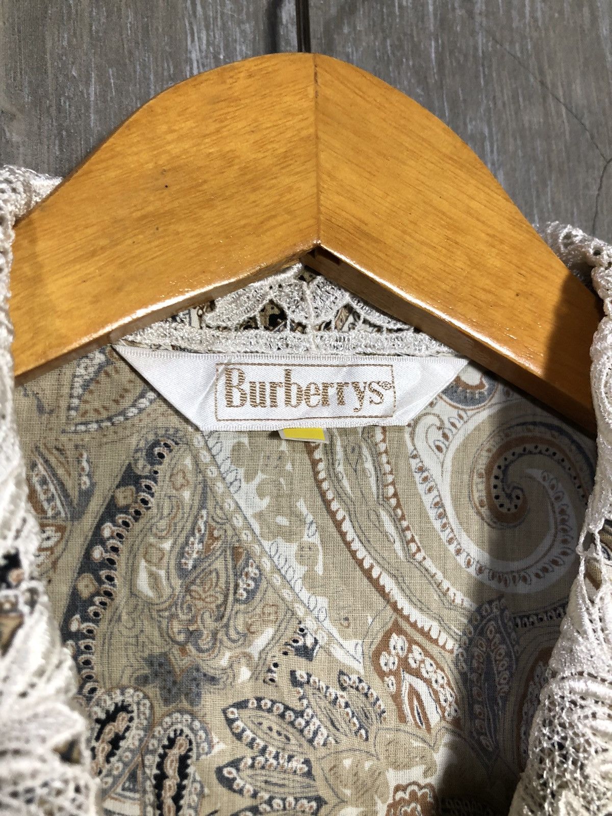 Burberry Vintage Burberrys Button Up Batik Pattern Size M / US 6-8 / IT 42-44 - 4 Thumbnail