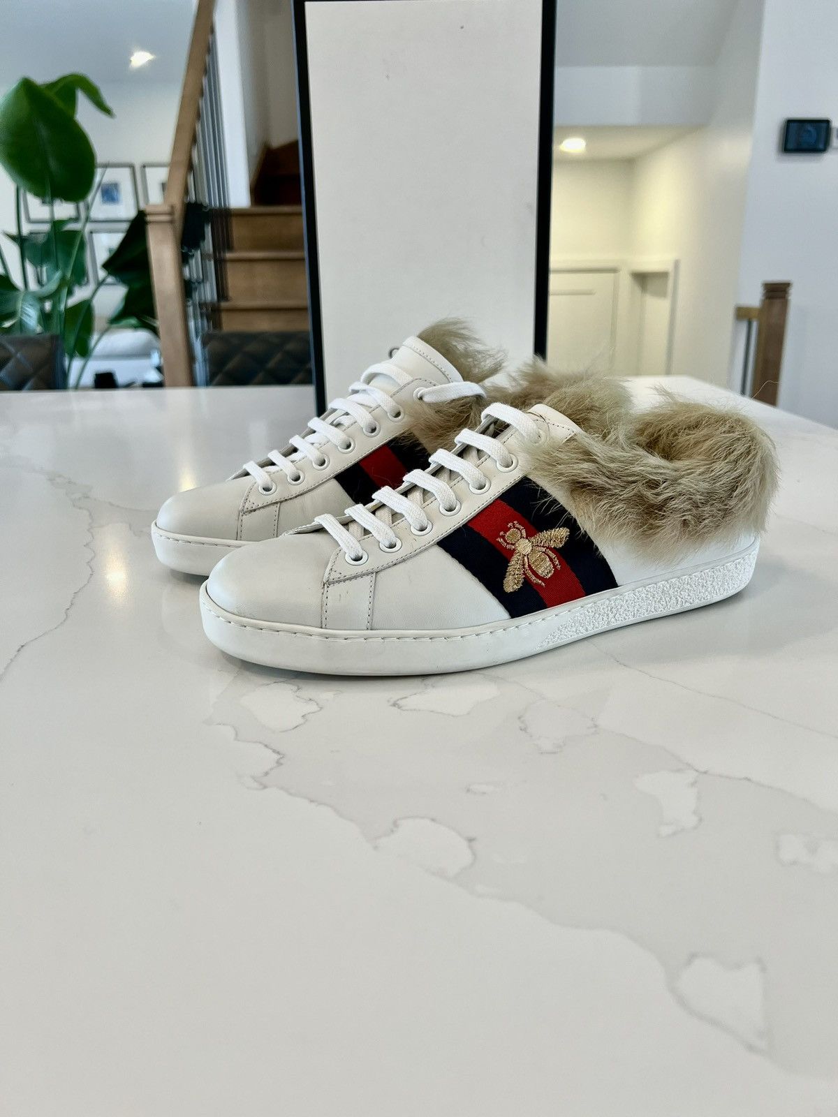 Gucci New Gucci Ace Lamb Fur Bee Embroidered Leather G 7 US 8 Size US 8 / EU 41 - 12 Thumbnail