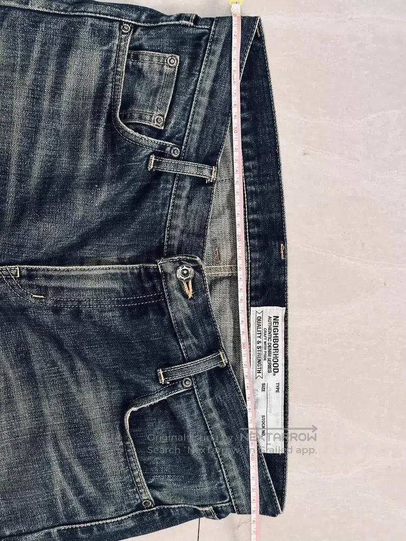 Neighborhood Neighborhood size L Jeans Size US 27 - 3 Thumbnail