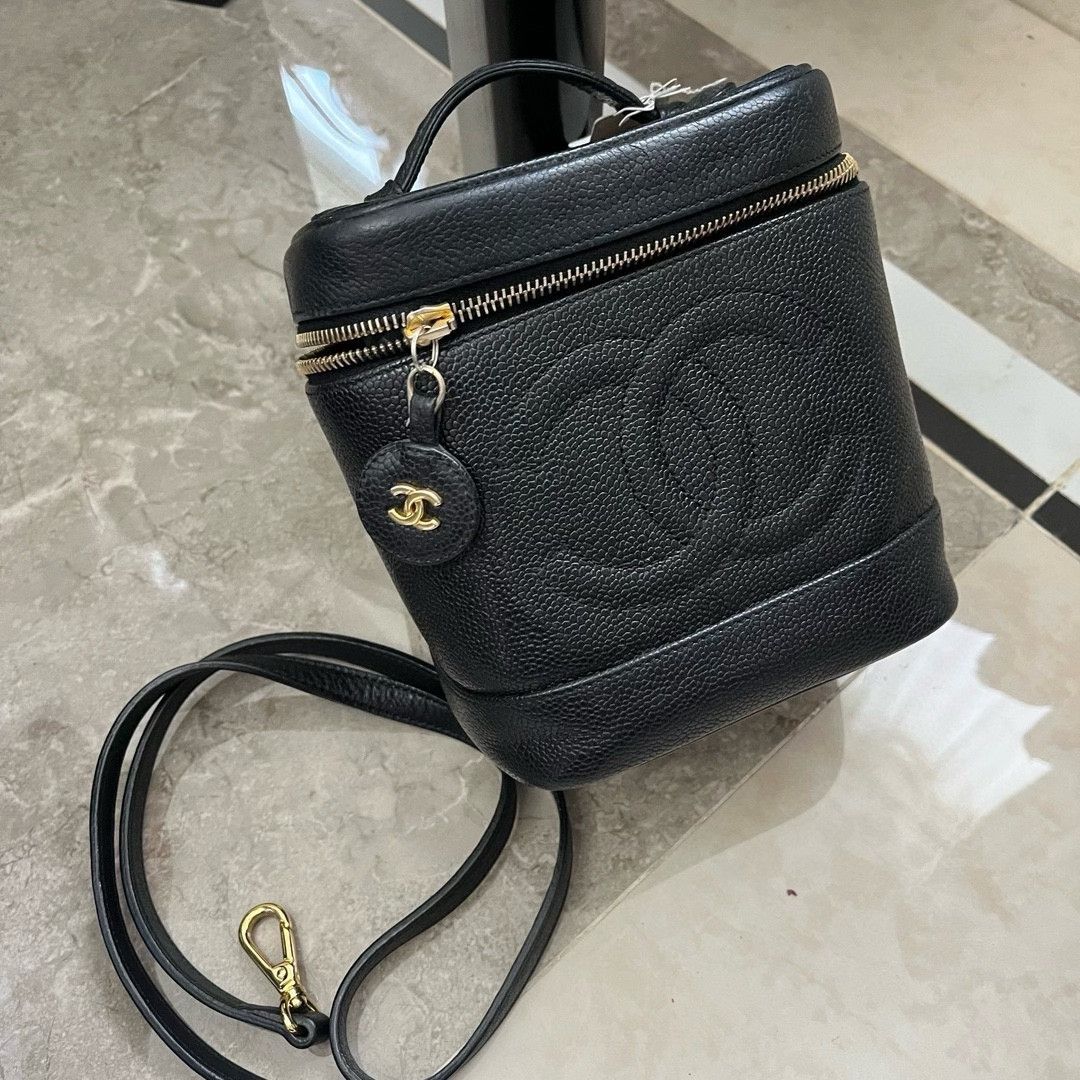 Chanel Pre-loved Bag Very good condition Size ONE SIZE - 1 Thumbnail