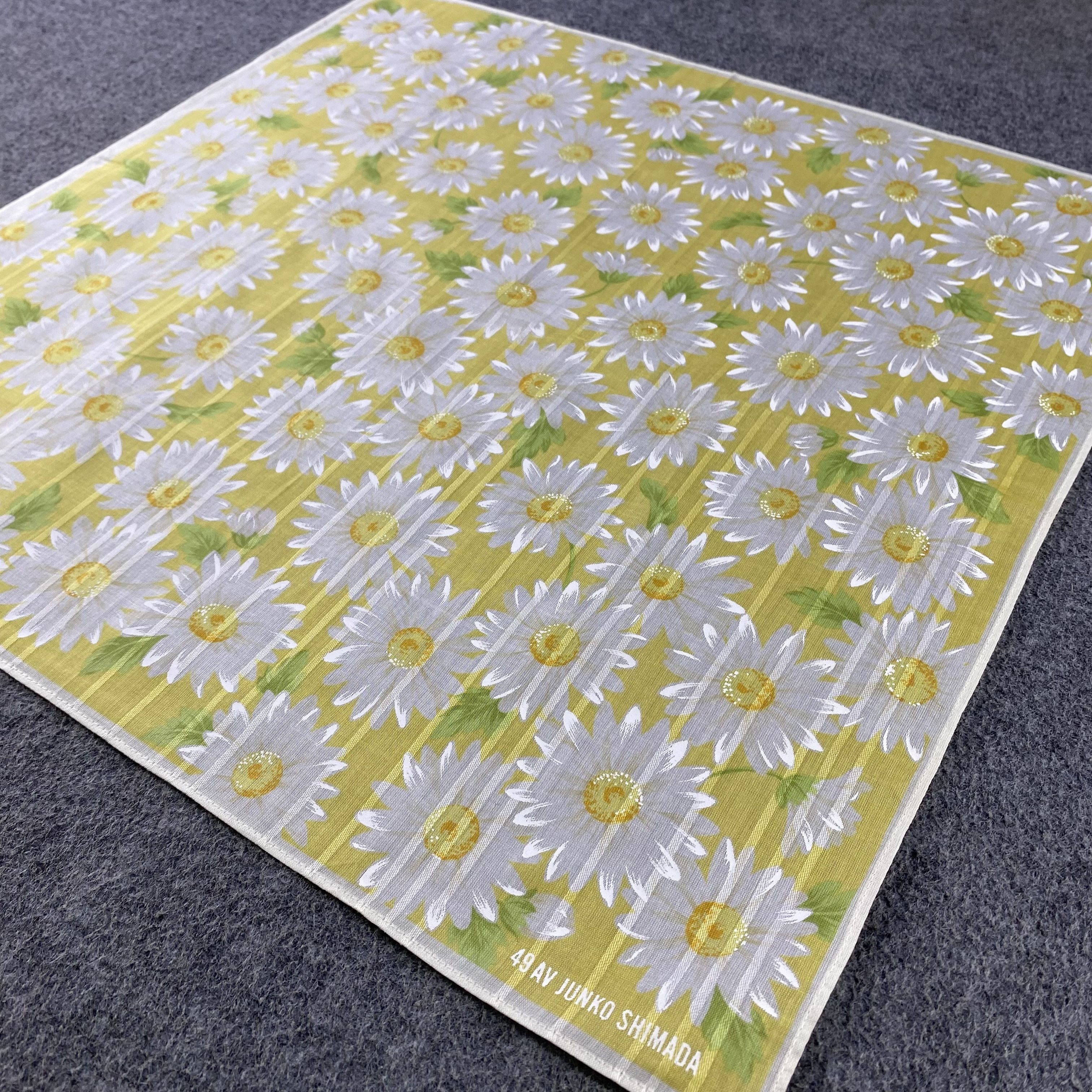 Hanae Mori Hanae Mori Handkerchief/Neckerchief/Bandana HC796 Size ONE SIZE - 2 Thumbnail