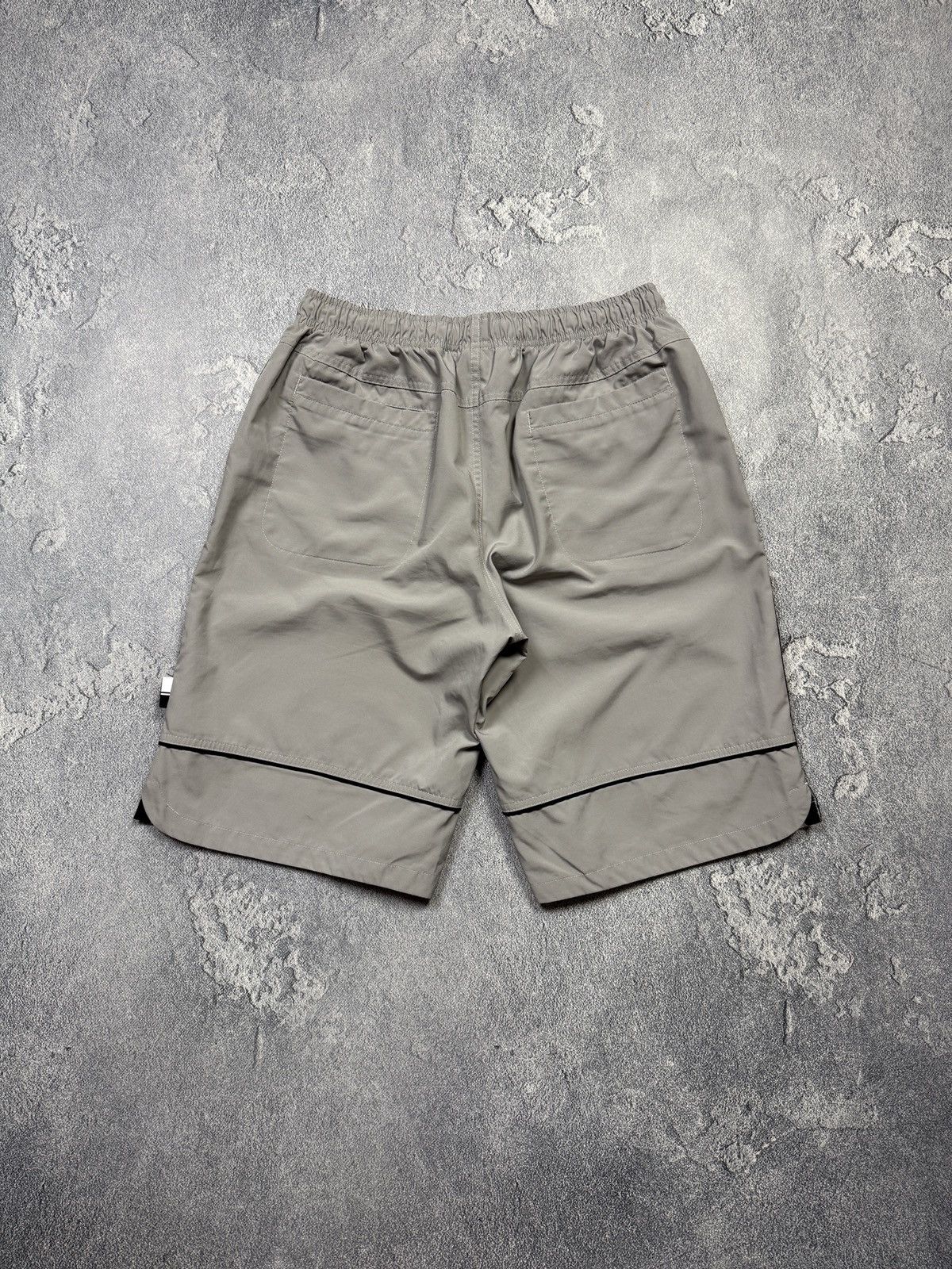 Nike Vintage Y2K Nike Shorts 00s Drill Size US 34 / EU 50 - 2 Thumbnail