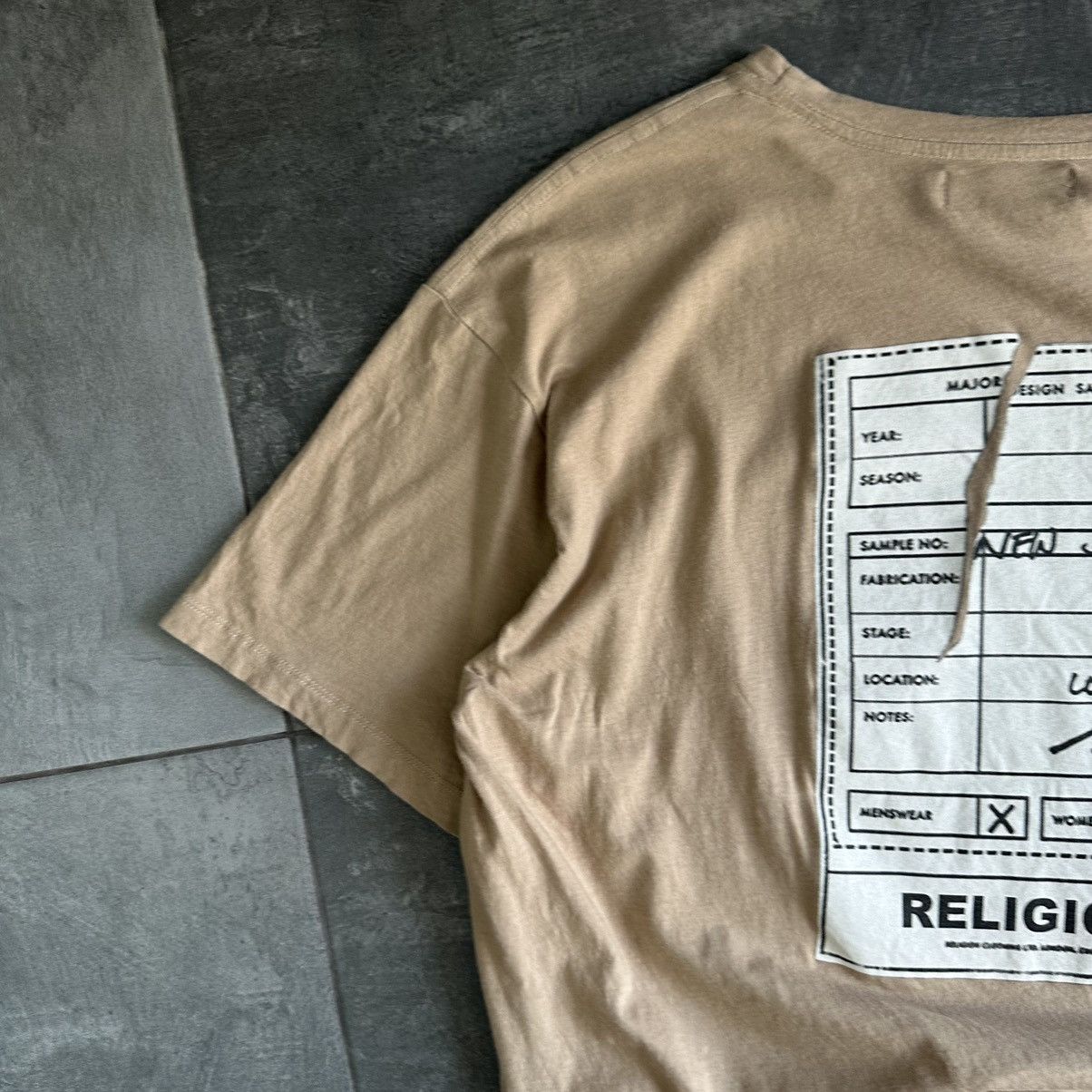 Vintage Vintage Religion T-shirts Japanese Style Big Logo Y2K 00s Size US M / EU 48-50 / 2 - 6 Thumbnail