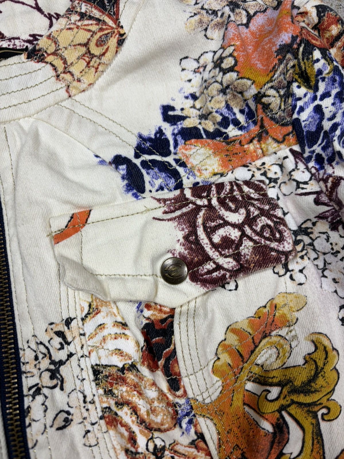 Just Cavalli 2000s Just Cavalli Roberto Multi Print Jeans Jacket Denim Size XS / US 0-2 / IT 36-38 - 9 Thumbnail