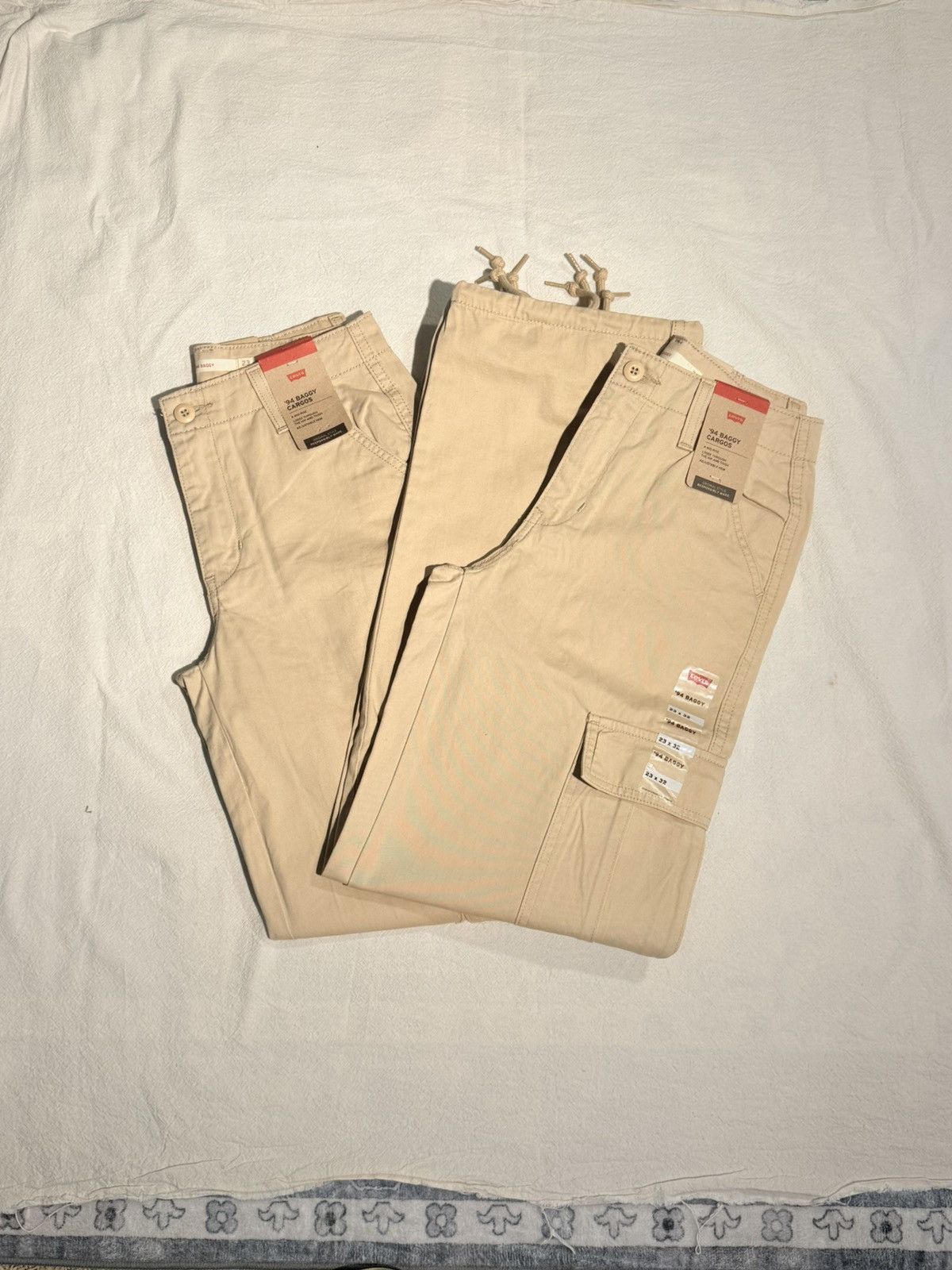Levi's New Baggy Cargo Pants Levi’s Size 24" / US 00 / IT 34 - 2 Thumbnail