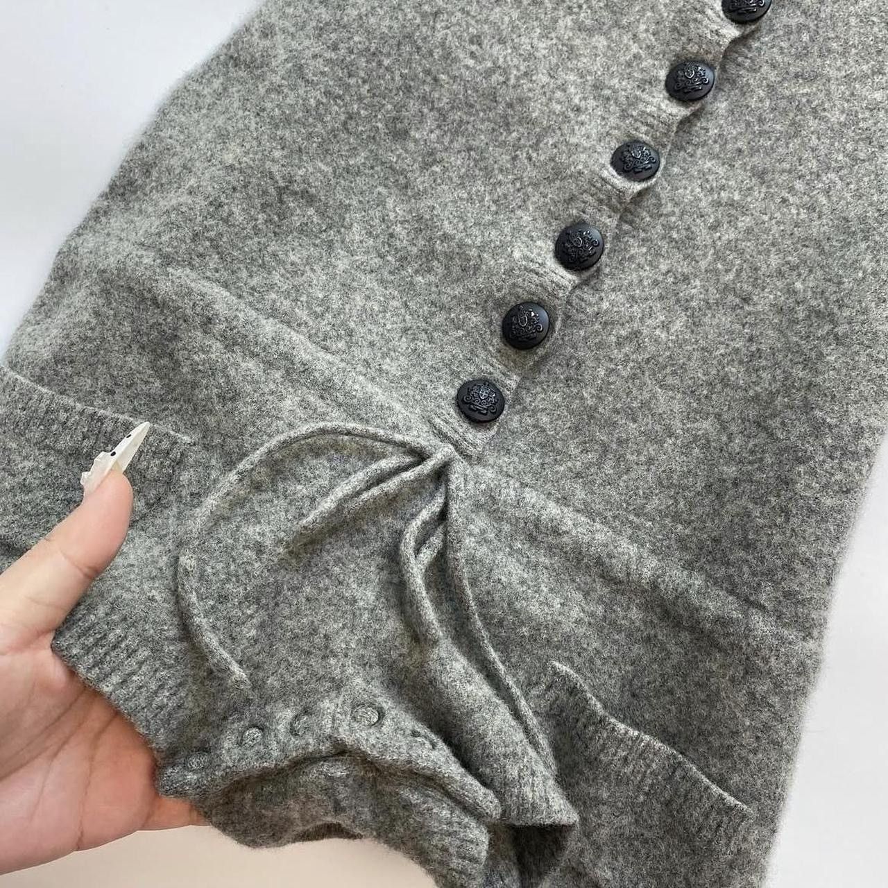 Jil Stuart Y2K Jill Stuart Grey Wool Knit Button-Up Romper/Playsuit Size XS / US 0-2 / IT 36-38 - 5 Thumbnail