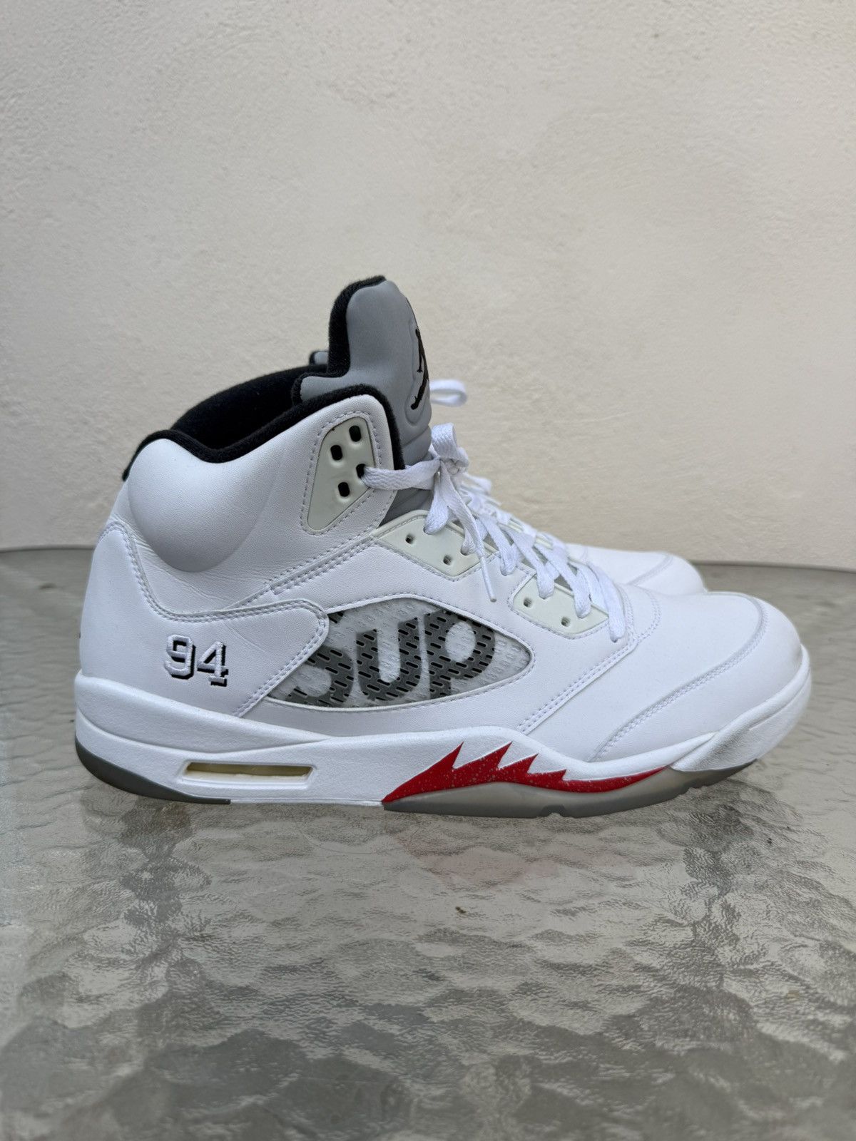 Jordan Brand × Supreme Air Jordan 5 Retro Supreme 94 White Size US 14 / EU 47 - 1 Thumbnail