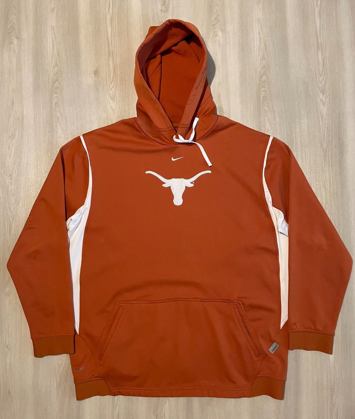 Hypebeast × Nike × Vintage Vintage Nike Center Swoosh Texas Longhorns Hoodie Mens 2XL Size US XXL / EU 58 / 5 - 1 Thumbnail