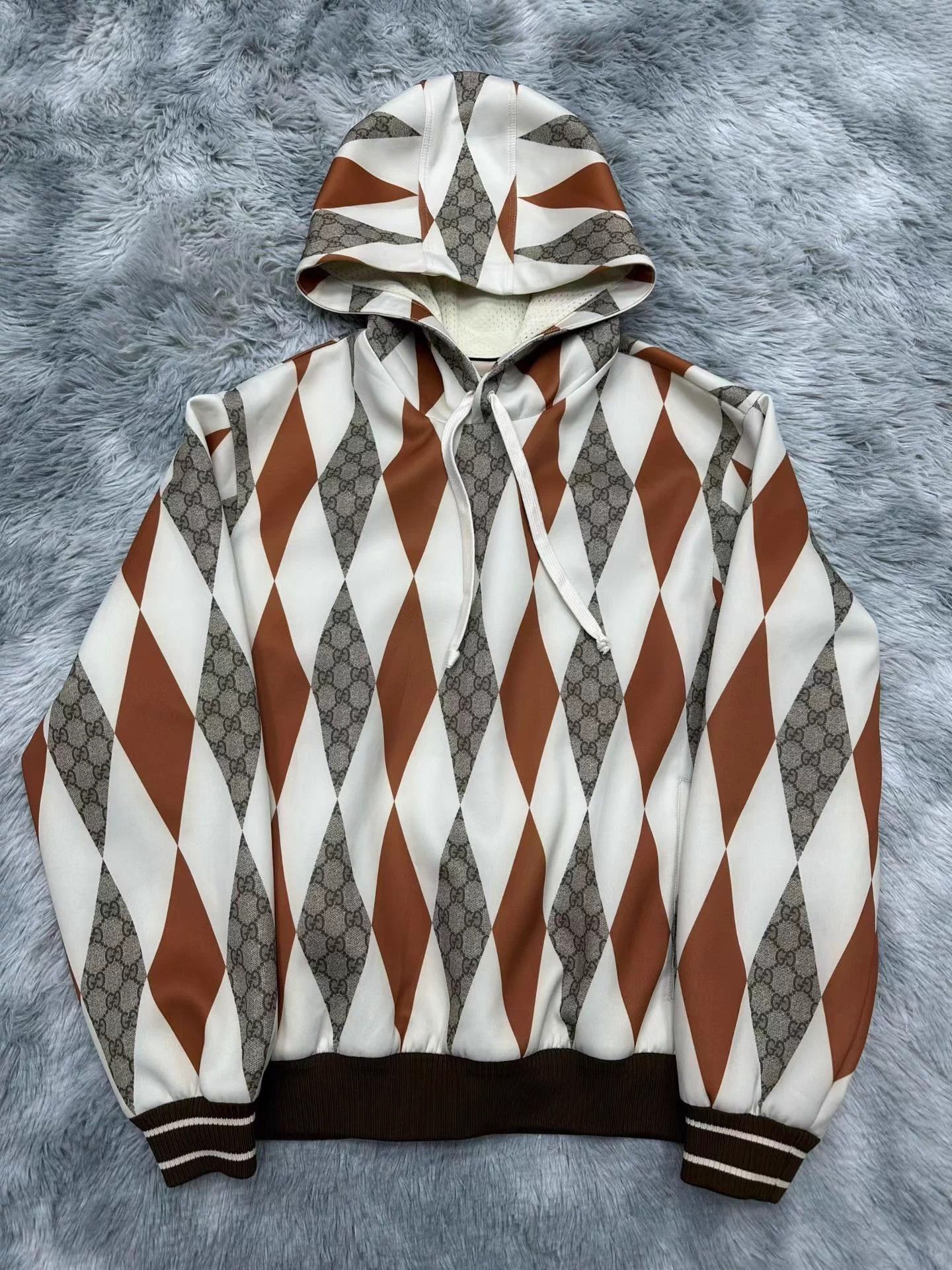 Gucci Gucci Space Cotton Quilted GG Supreme Sweatshirt S Size US S / EU 44-46 / 1 - 1 Thumbnail