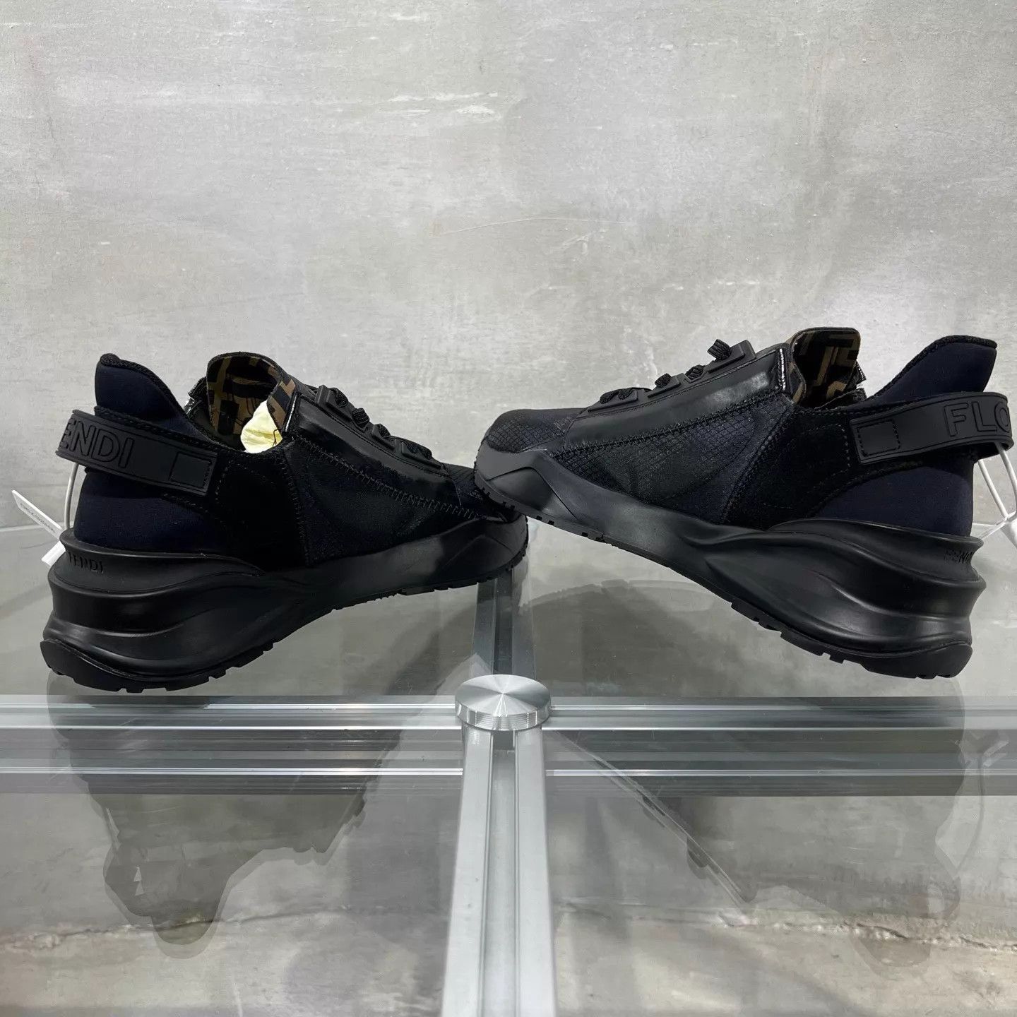 Fendi Fendi flow black sneakers UK5/39 Size US 7.5 / IT 37.5 - 5 Thumbnail