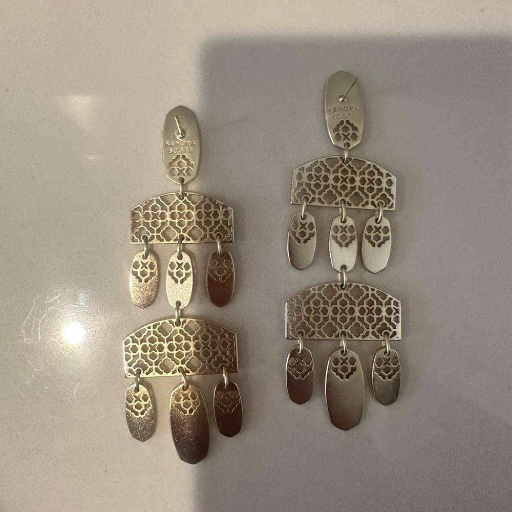 Kendra Scott Kendra Scott Emmet Statement Filigree Drop Earrings in Gold Size ONE SIZE - 5 Thumbnail