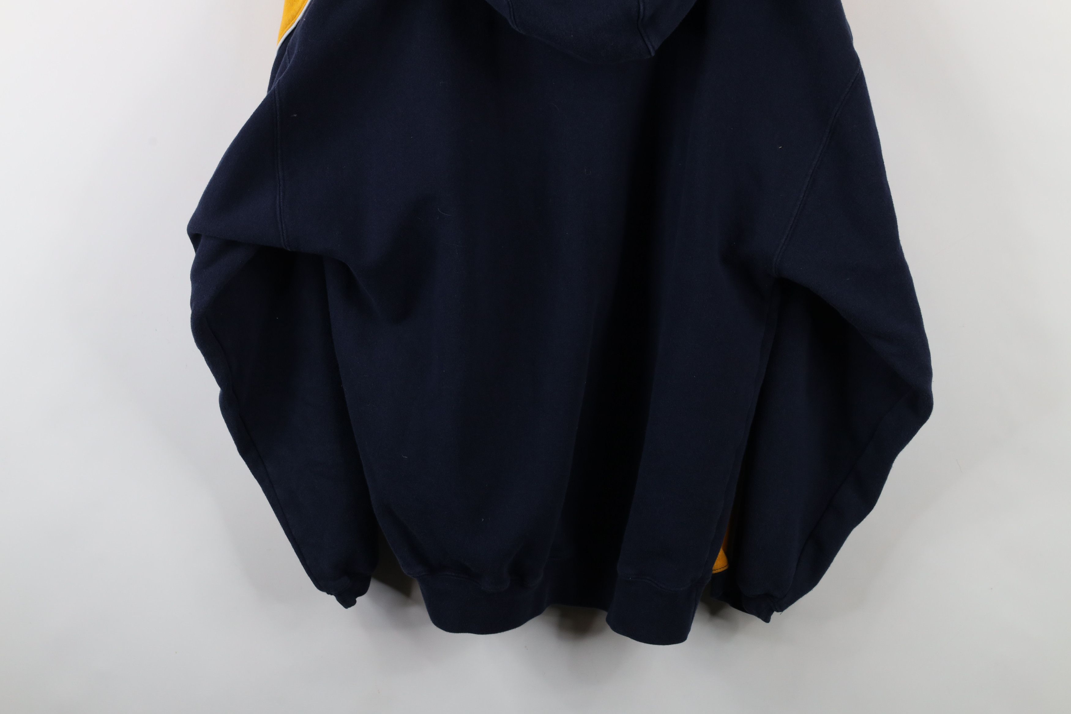 Vintage Vintage 90s Heavyweight University of Michigan Sweatshirt Size US L / EU 52-54 / 3 - 12 Thumbnail