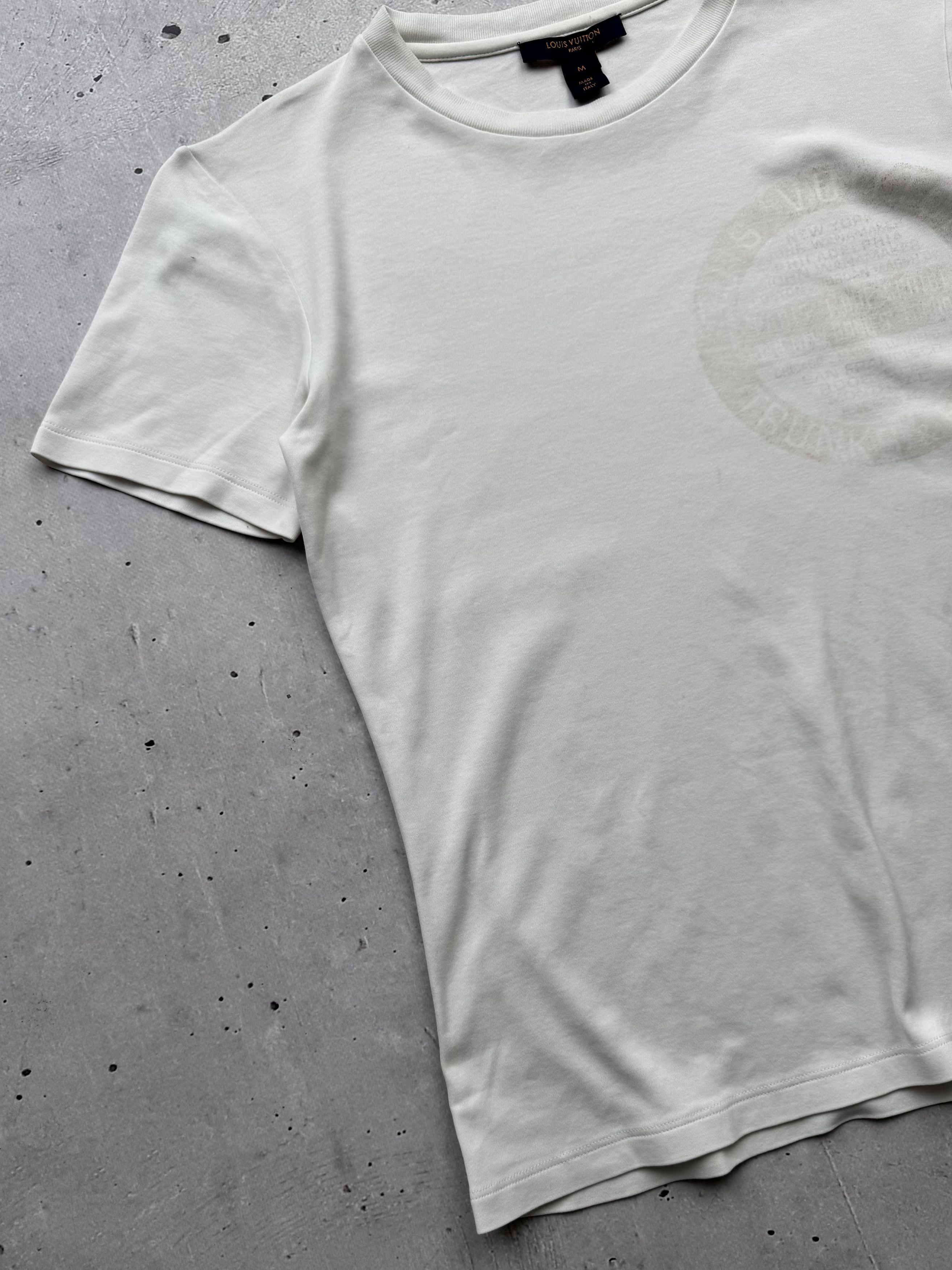 Louis Vuitton Louis Vuitton Vintage Worn T-Shirts Size M / US 6-8 / IT 42-44 - 2 Thumbnail