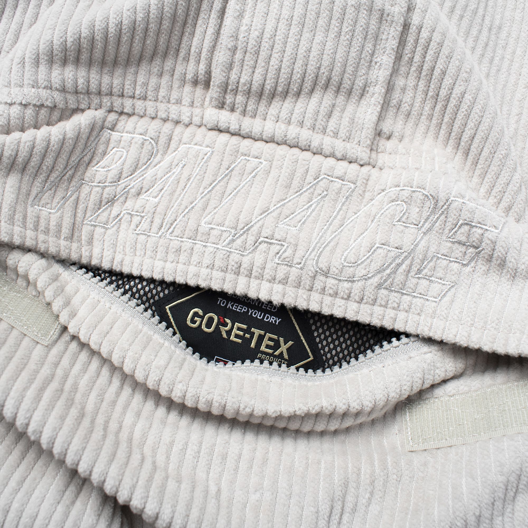 Palace *BNWOT* PALACE GORE-TEX CORDOUROY JACKET IN WHITE (STONE) Size US XL / EU 56 / 4 - 2 Thumbnail
