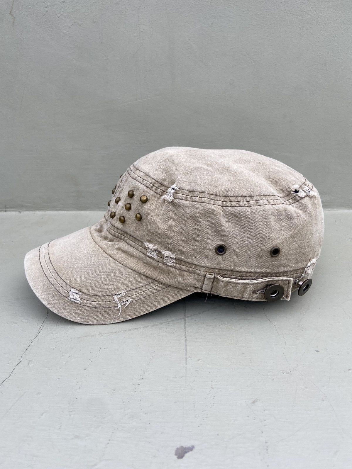 If Six Was Nine 2000s torn button studded ditsetressed patrol hat Size ONE SIZE - 2 Thumbnail