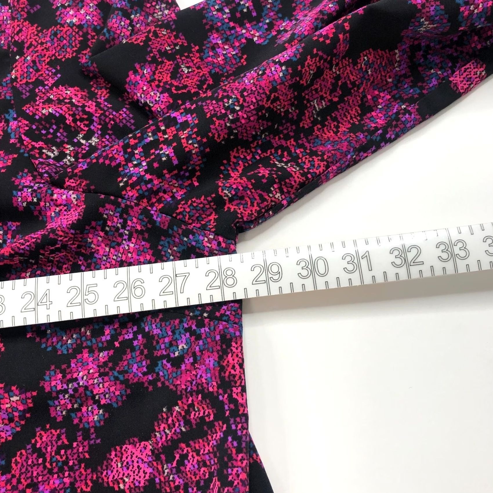 Vintage Catherines Plus 3X Women's Button Up Shirt All Over Print Black MINT Geometric Long Sleeve Casual 3X Womens Button-Up Shirt Size XXL / US 16-18 / IT 52-54 - 7 Thumbnail