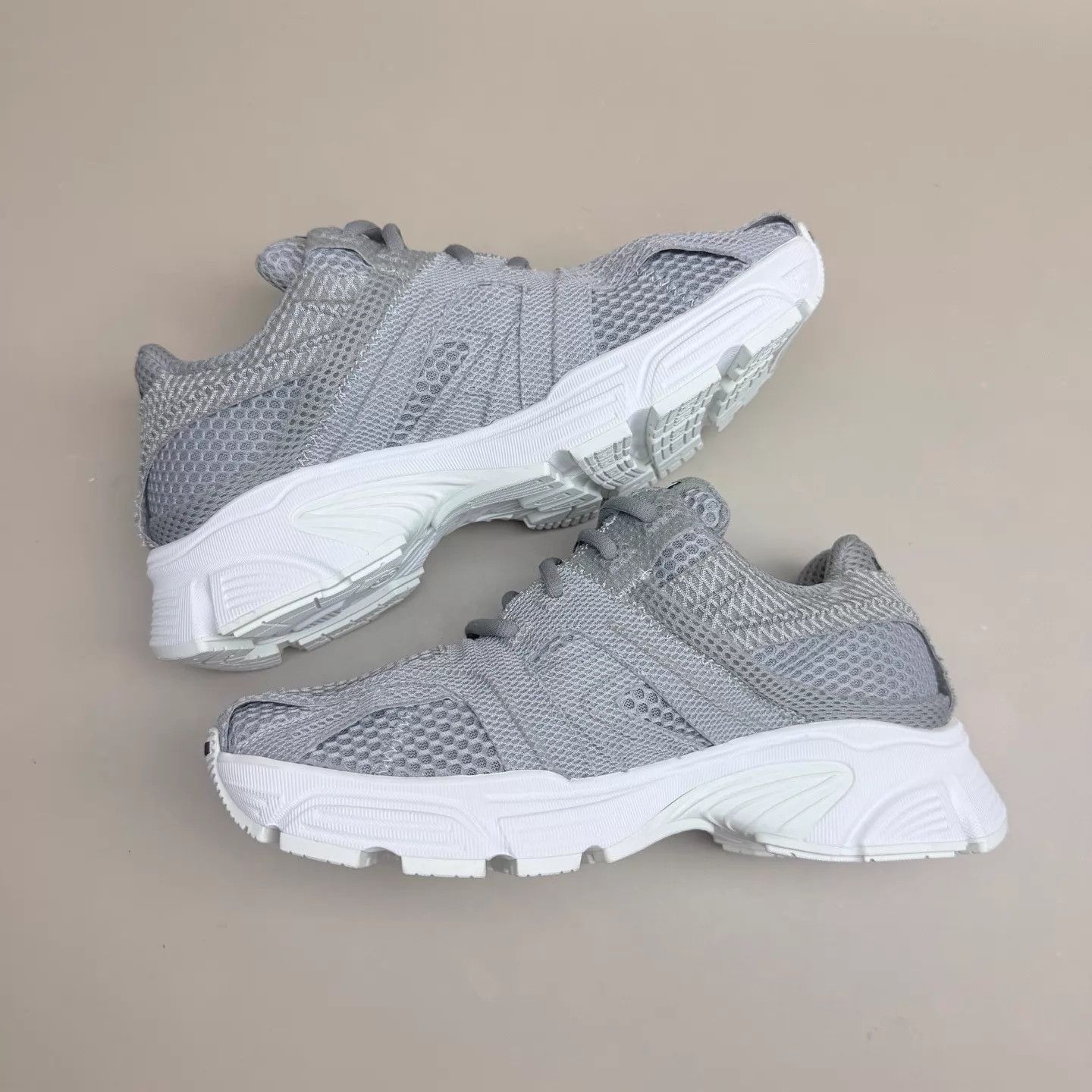 Balenciaga Balenciaga Phantom Gray White 36 Mint Sneakers Size US 5.5 / IT 35.5 - 5 Thumbnail
