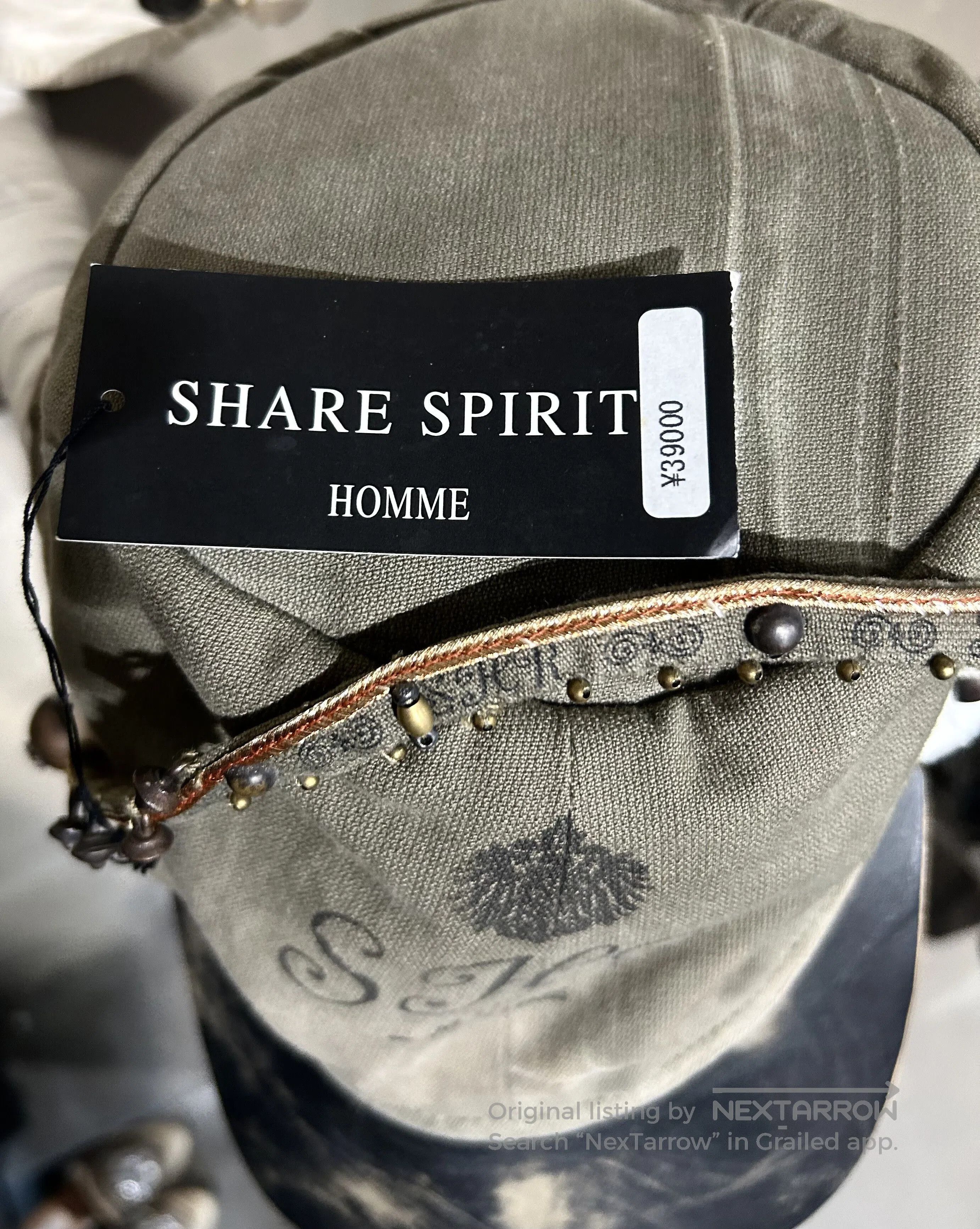 Share Spirit Homme SHARE SPIRIT Beaded Leather Military Cap. Size ONE SIZE - 8 Thumbnail