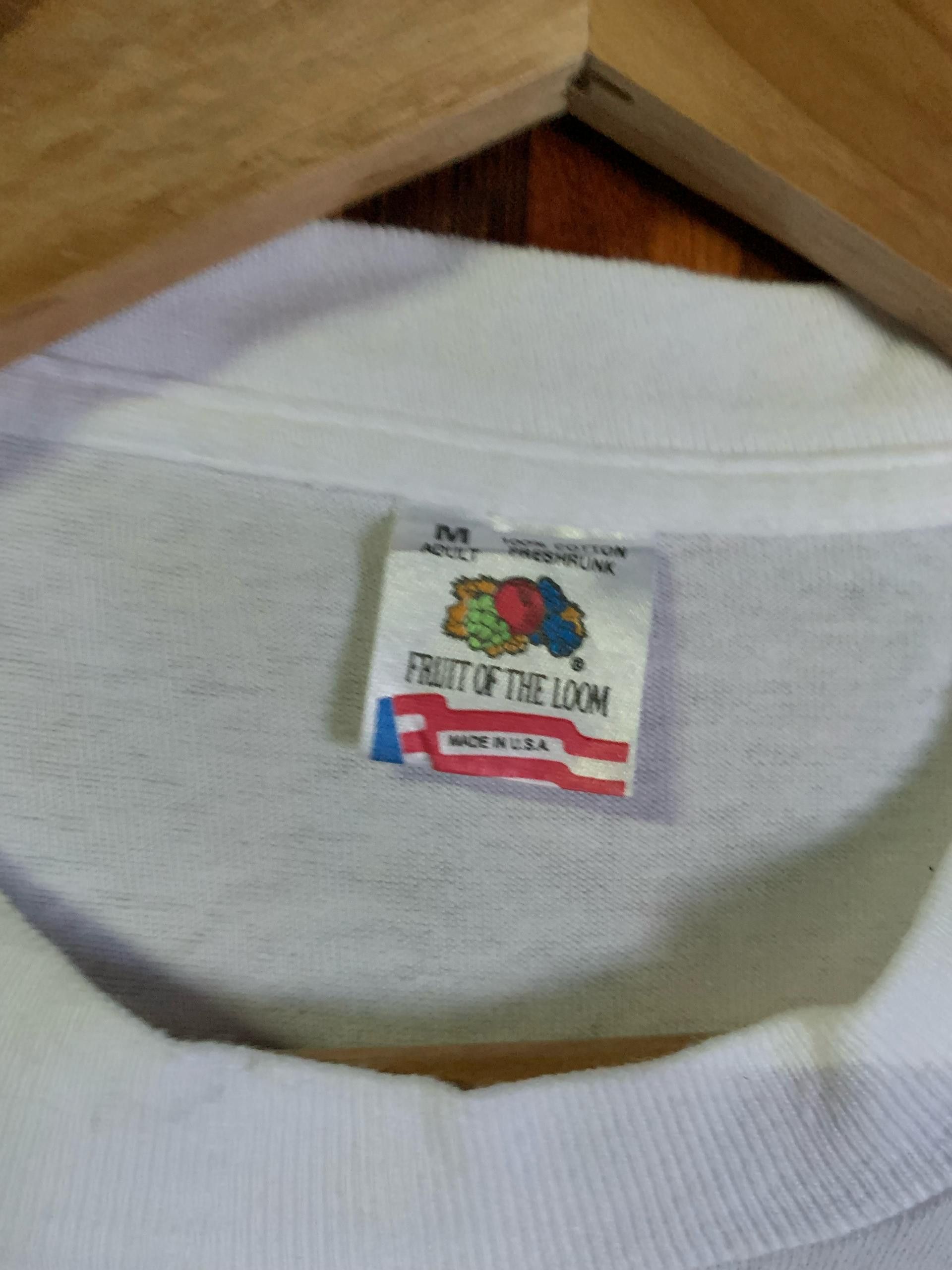 Vintage Usa made exclamation mark SUPER SUPERIORS SINGLE STICH Tee Size US L / EU 52-54 / 3 - 4 Thumbnail