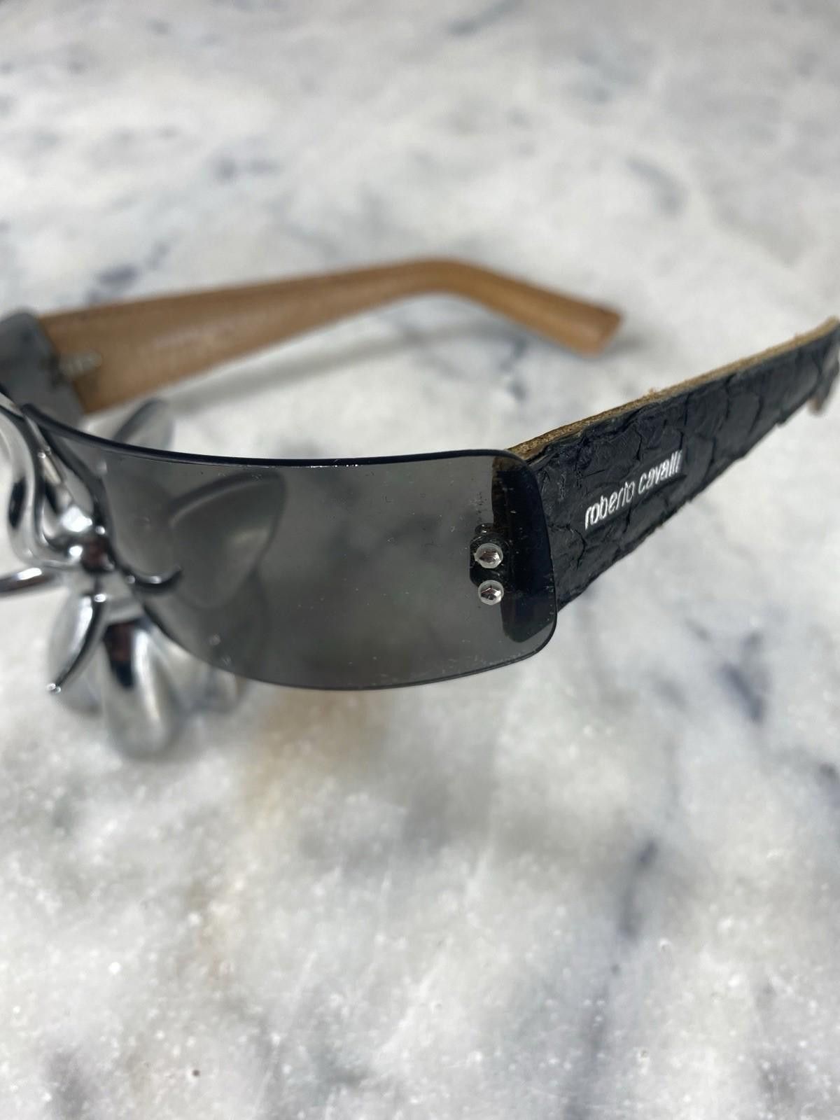 Roberto Cavalli Roberto Cavalli Diana 60S 861 Rimless Sunglass Snake Leather Size ONE SIZE - 1 Thumbnail