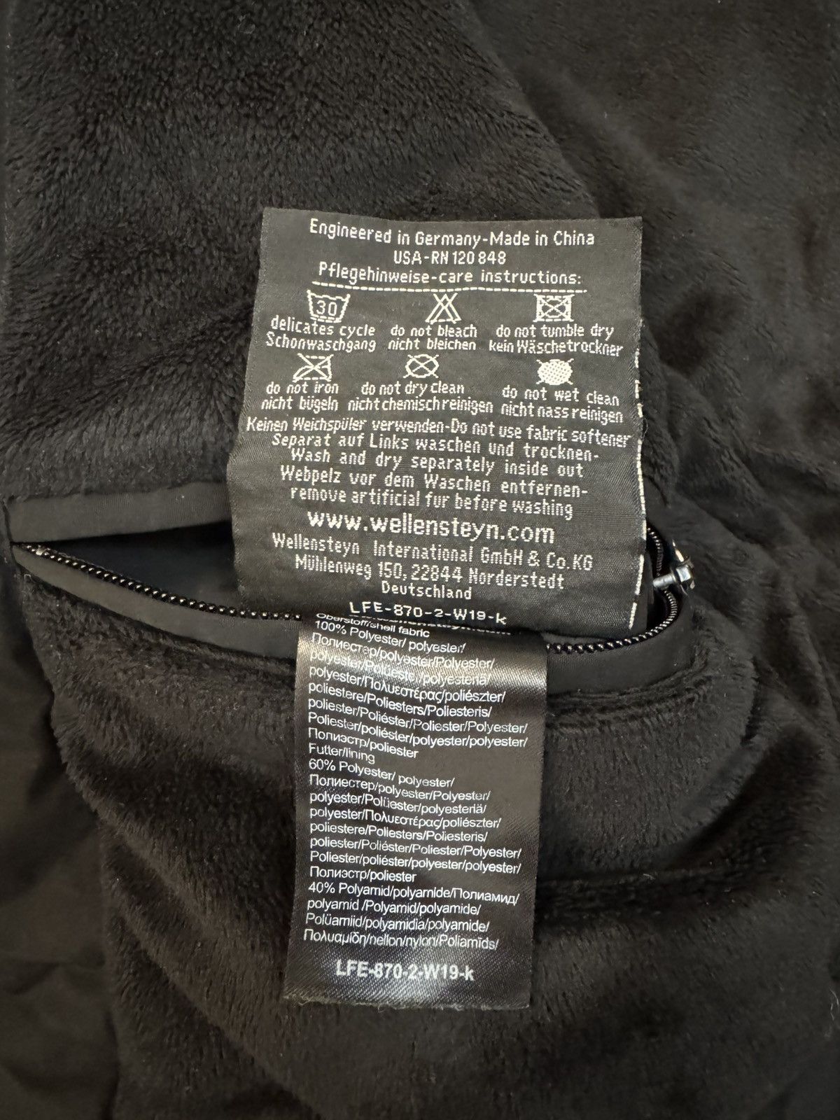 Wellensteyn Wellensteyn LFE Leuchtcraft Winter Insulated Jacket size M Size US M / EU 48-50 / 2 - 15 Thumbnail