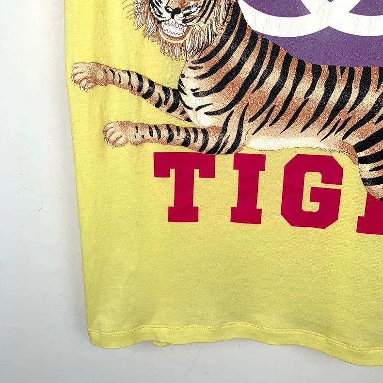 Gucci Gucci Chinese New Year series logo tiger print round neck y Size US XS / EU 42 / 0 - 5 Thumbnail