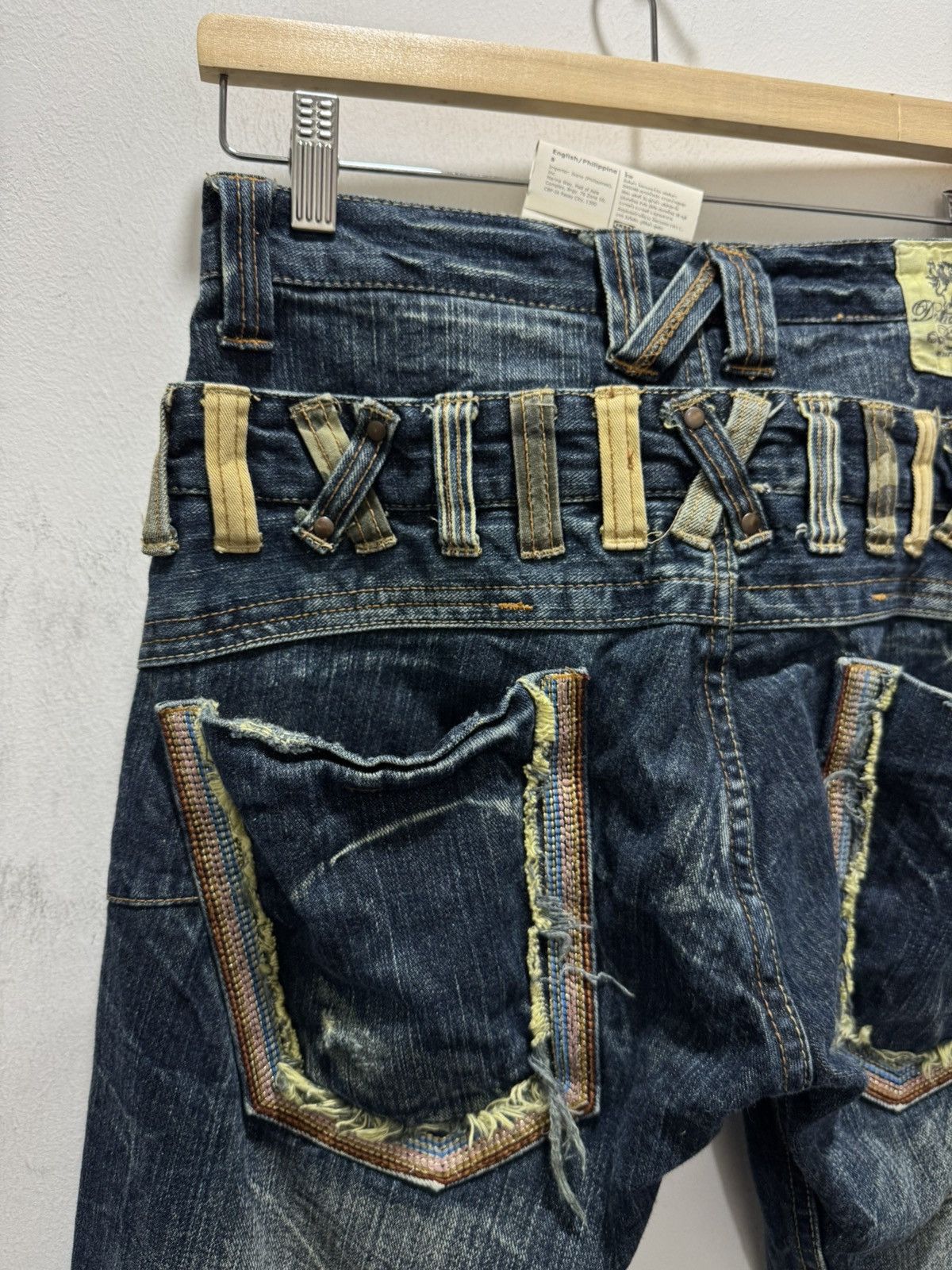 Japanese Brand JAPANESE DESIGN DOMINATE PUNK STYLE CURVED DISTRESSED JEANS Size US 28 / EU 44 - 5 Thumbnail