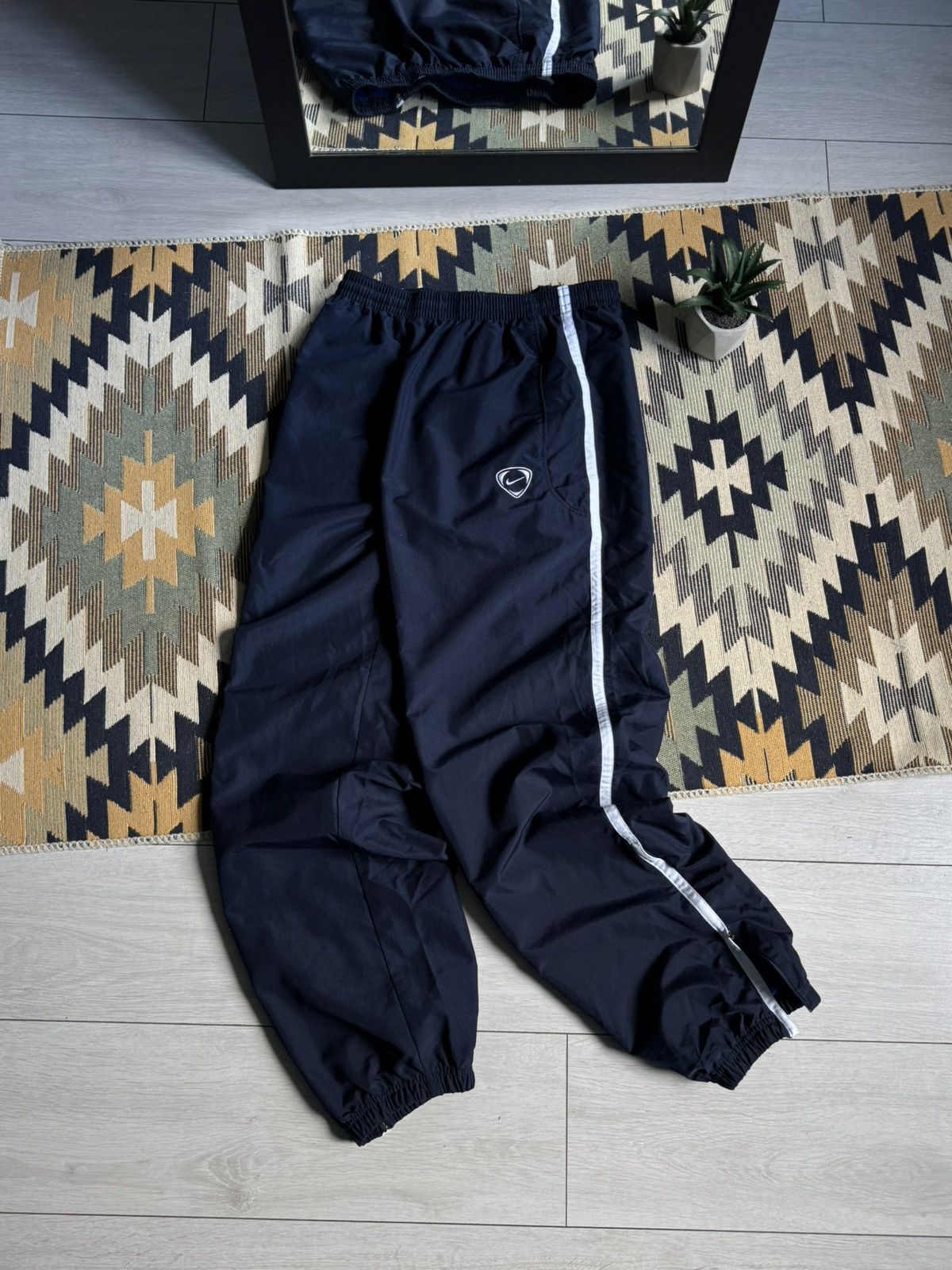 Nike Vintage Nike Nylon Baggy Y2K Drill Pants Size US 36 / EU 52 - 1 Thumbnail