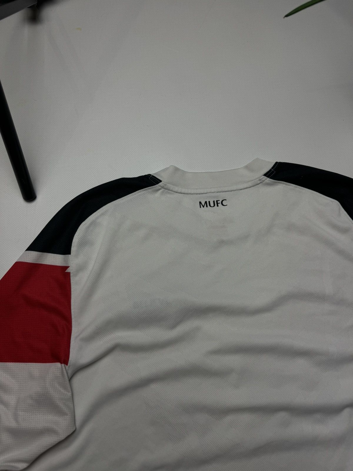 Nike × Vintage Rare Nike Manchester United long sleeve soccer jersey Size US M / EU 48-50 / 2 - 17 Thumbnail