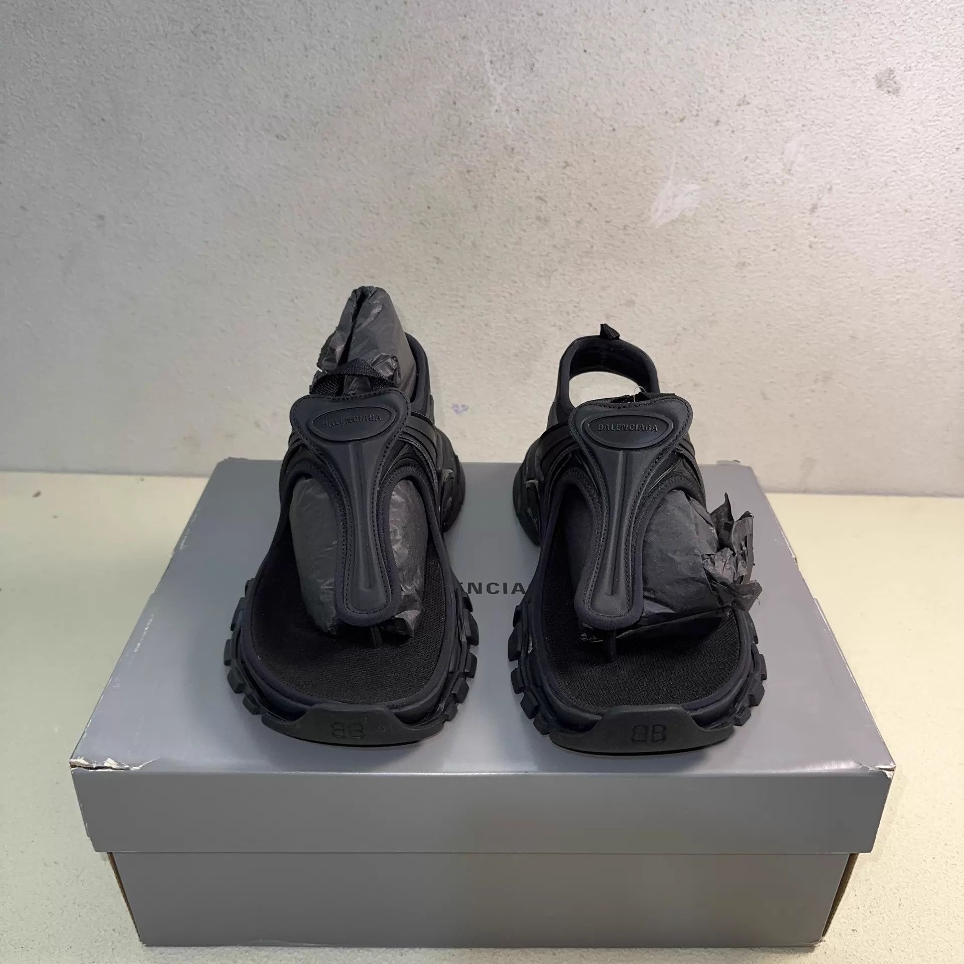 Balenciaga Balenciaga Track Thong Black 38 Size US 7.5 / IT 37.5 - 2 Thumbnail