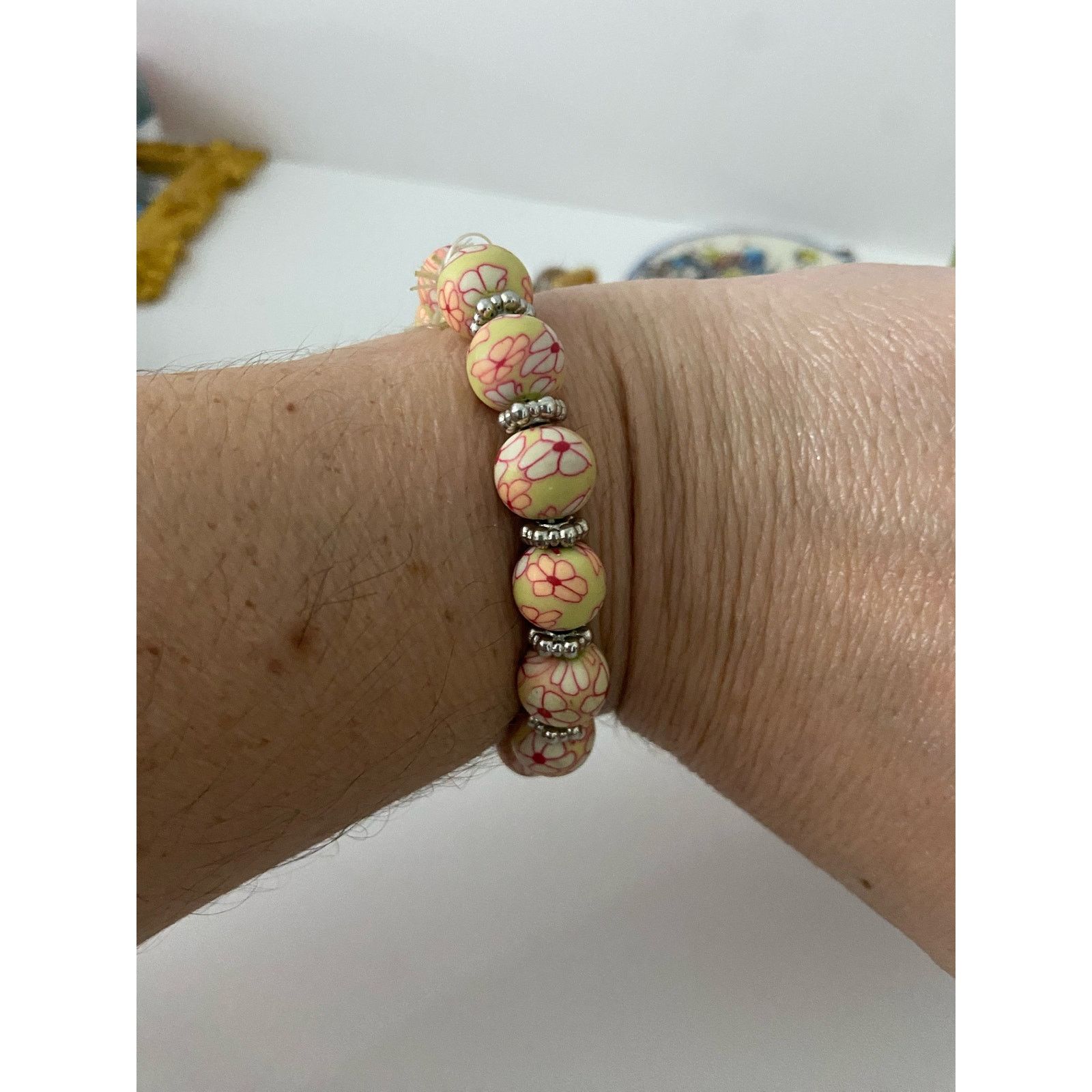 Handmade Handmade flower fimo clay bead bracelet Size ONE SIZE - 1 Thumbnail