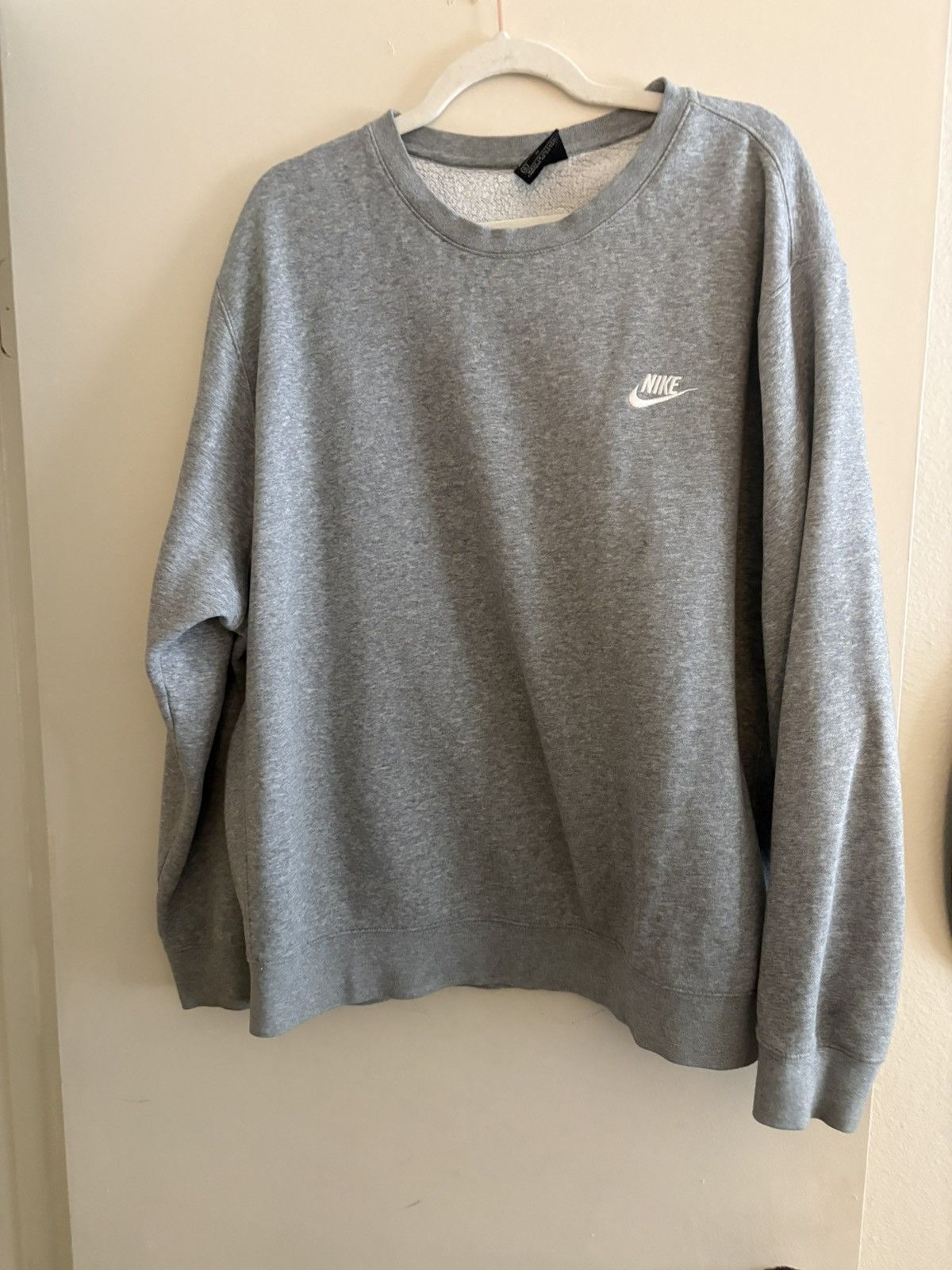 Nike Grey Nike Crewneck size XL Size US XL / EU 56 / 4 - 1 Thumbnail