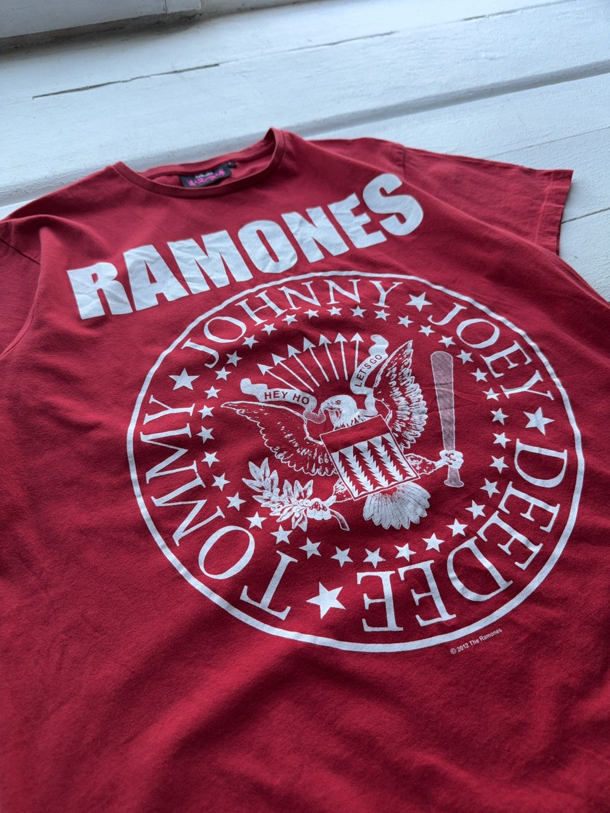 Band Tees VINTAGE 2011 BAND RAMONES Logo MUSIC LEGEND Y2K 90s Style Size US L / EU 52-54 / 3 - 4 Thumbnail